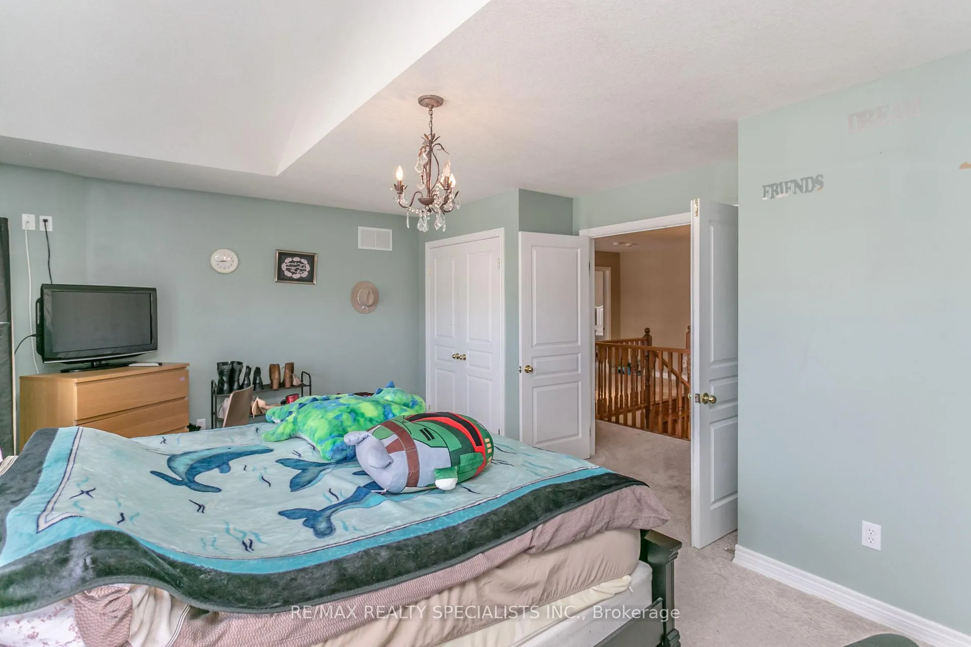 Photo 17 of 8 Playfair Court, Hamilton, Ancaster — HOMEH