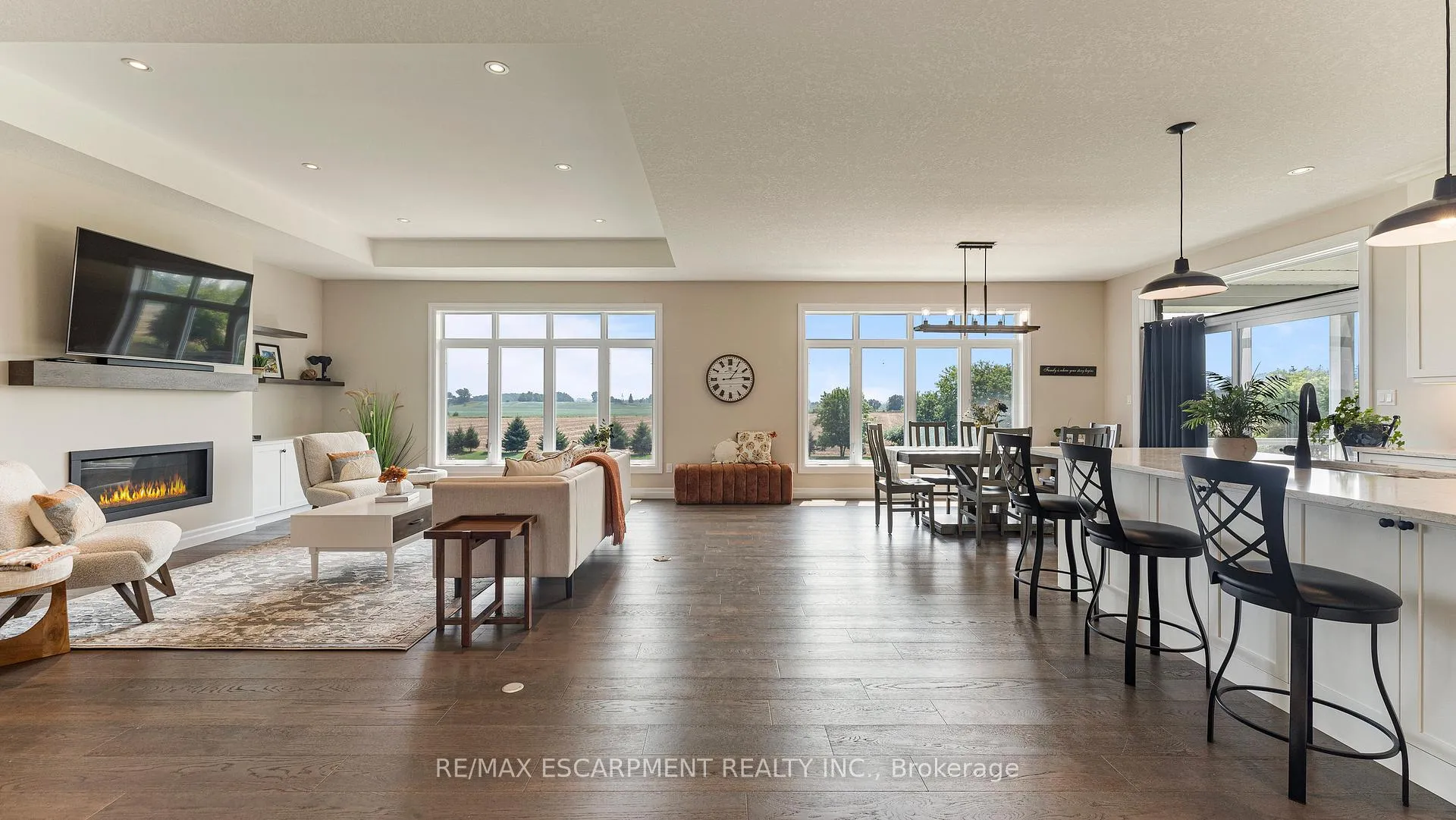 Photo 7 of Unit 3, 670 Bishopsgate Road, Brant, Paris — HOMEH