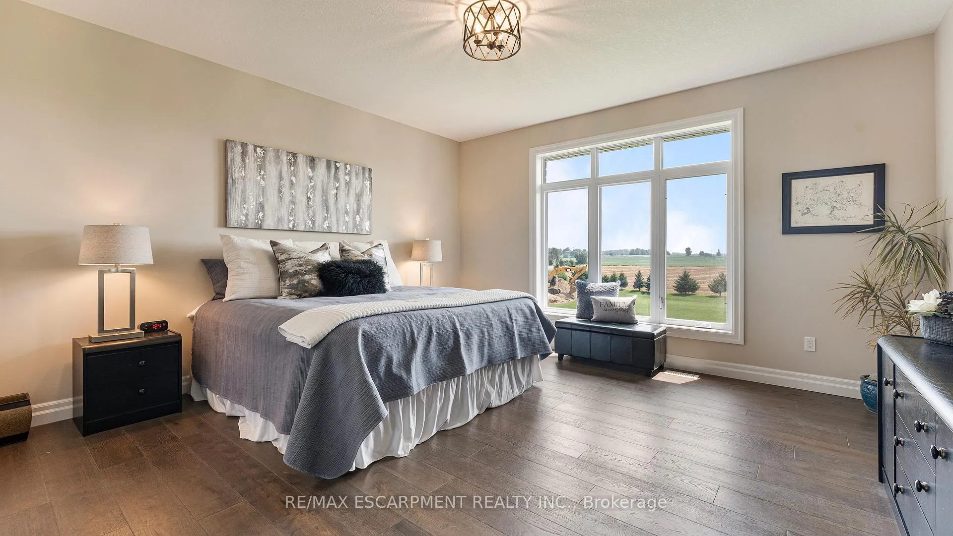 Photo 19 of Unit 3, 670 Bishopsgate Road, Brant, Paris — HOMEH