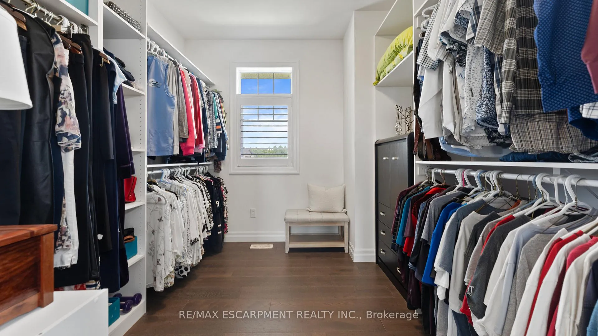 Photo 21 of Unit 3, 670 Bishopsgate Road, Brant, Paris — HOMEH