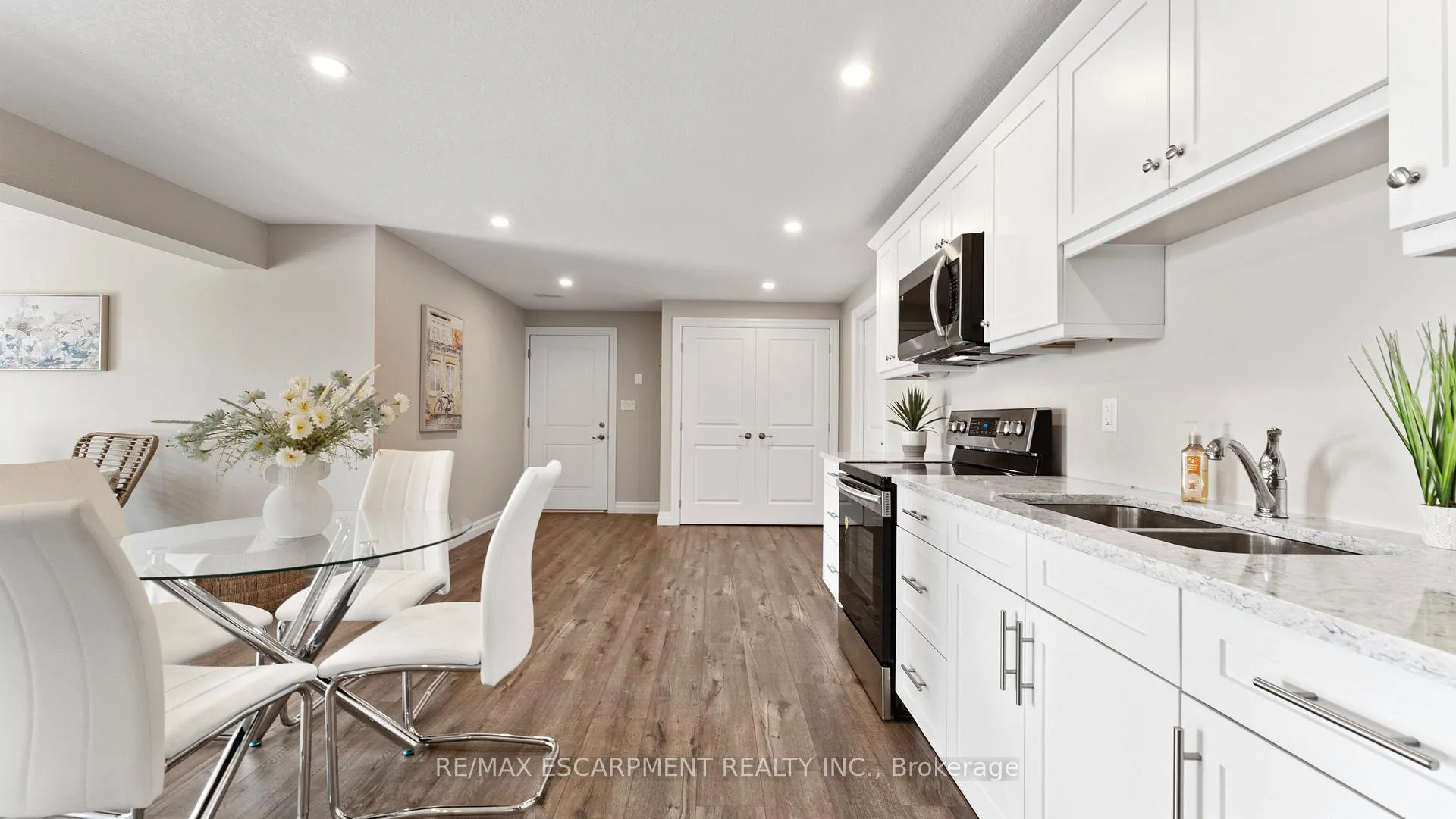 Photo 27 of Unit 3, 670 Bishopsgate Road, Brant, Paris — HOMEH