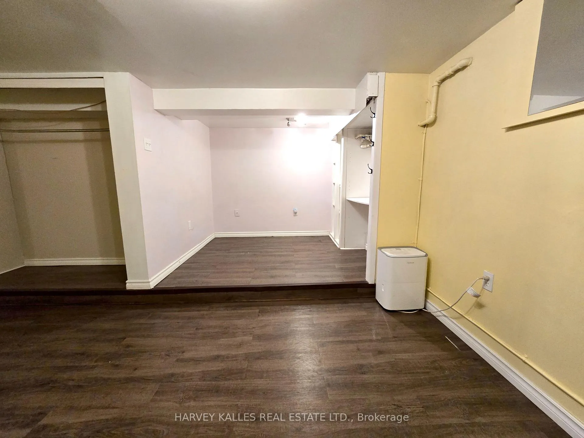 Photo 6 of 12 Bellevue Avenue, Toronto, Kensington-Chinatown — HOMEH