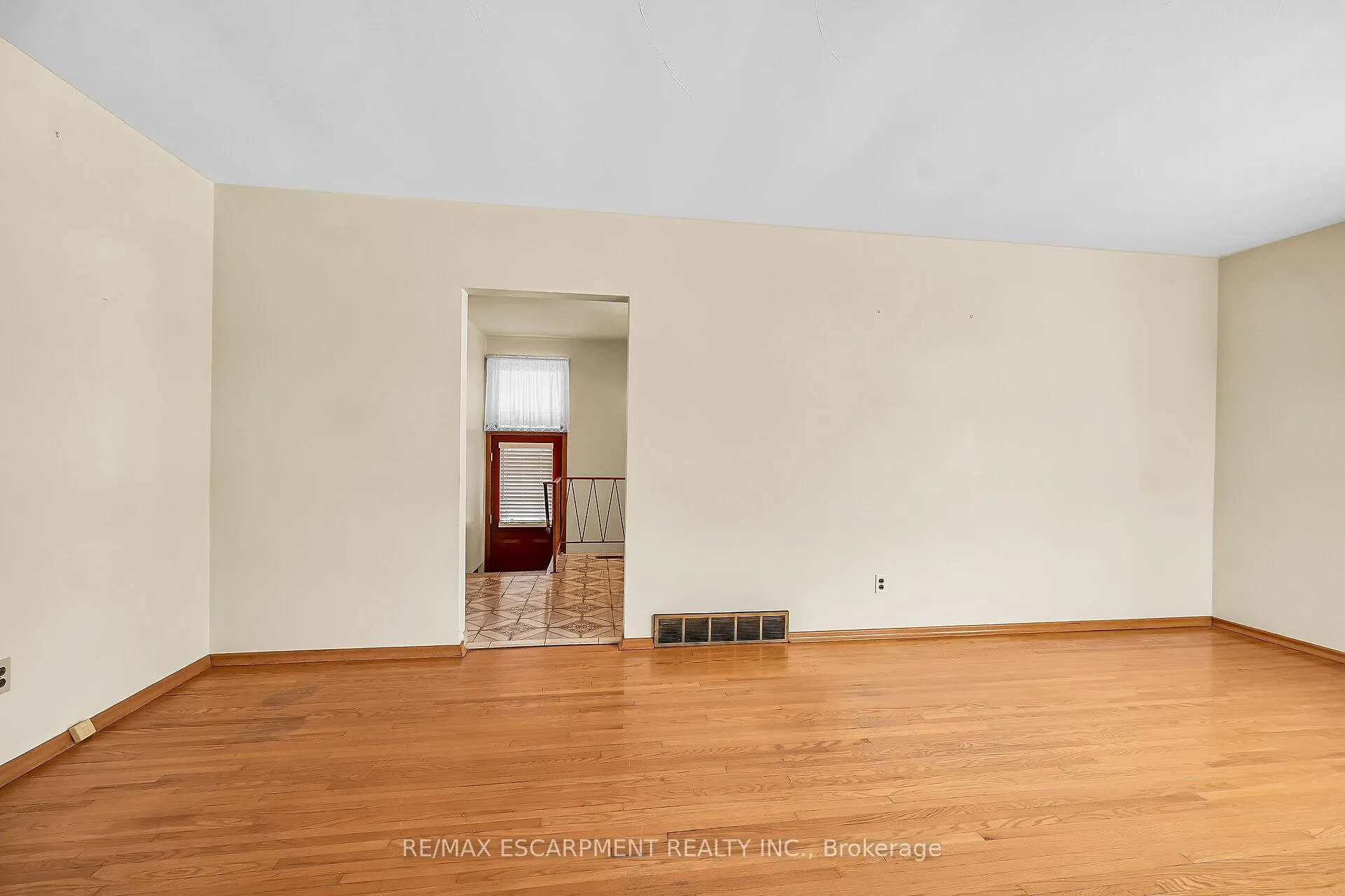 Photo 6 of 41 Crane Court, Hamilton, Bruleville — HOMEH