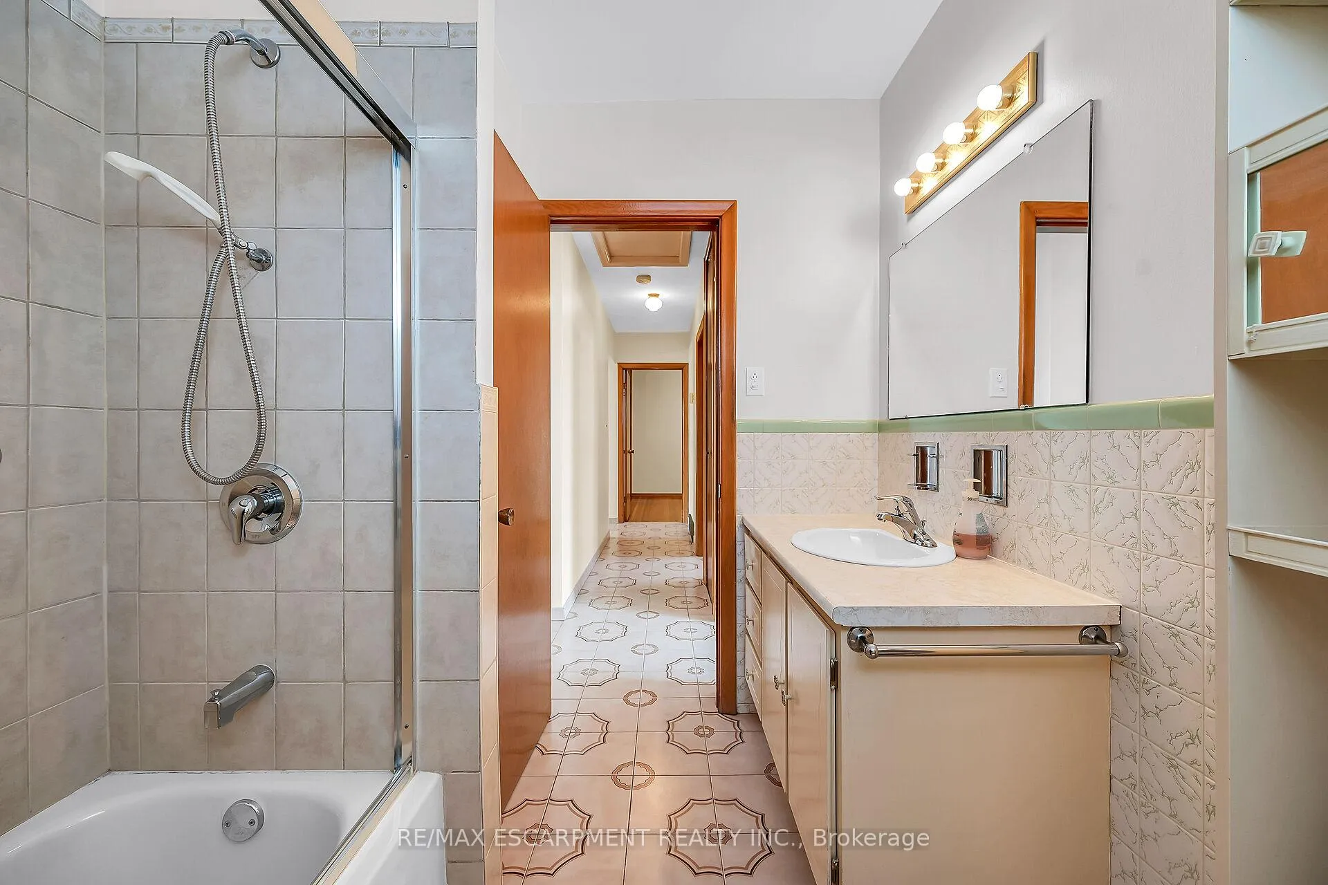 Photo 20 of 41 Crane Court, Hamilton, Bruleville — HOMEH