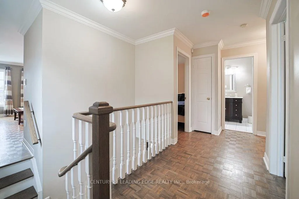 Photo 17 of 130 Solway Avenue, Vaughan, Maple — HOMEH