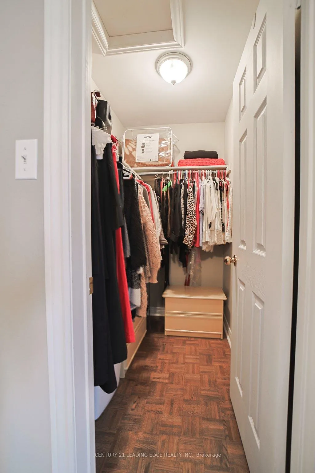 Photo 19 of 130 Solway Avenue, Vaughan, Maple — HOMEH