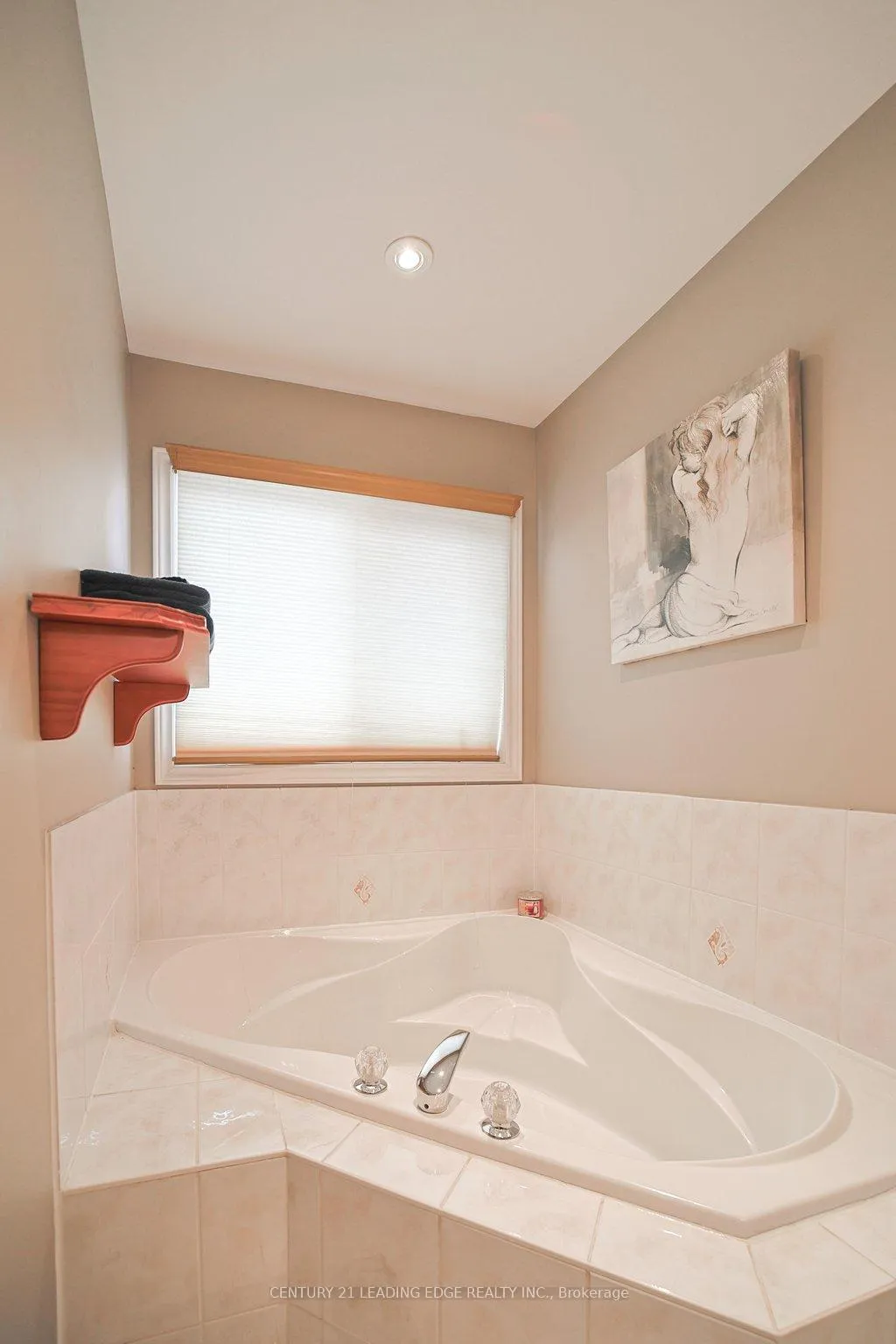 Photo 25 of 130 Solway Avenue, Vaughan, Maple — HOMEH