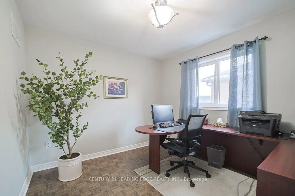 Photo 27 of 130 Solway Avenue, Vaughan, Maple — HOMEH