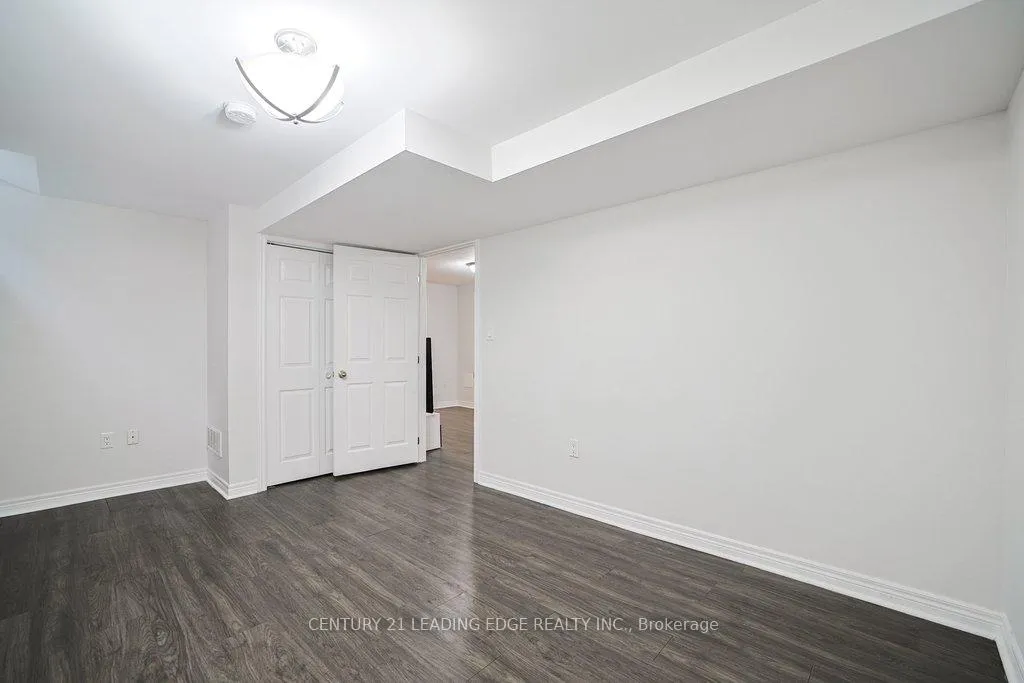 Photo 40 of 130 Solway Avenue, Vaughan, Maple — HOMEH
