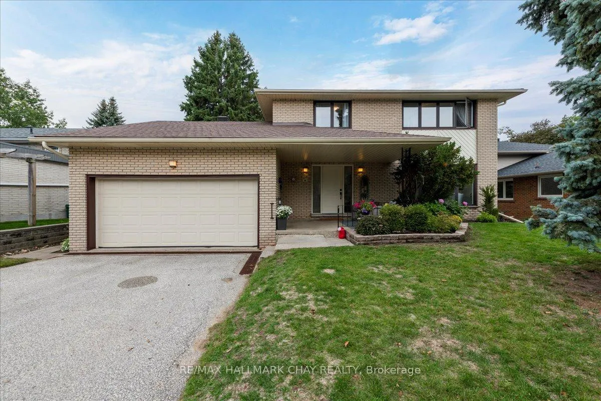 Photo 31 of 56 Marshall Street, Barrie, Allandale Centre — HOMEH