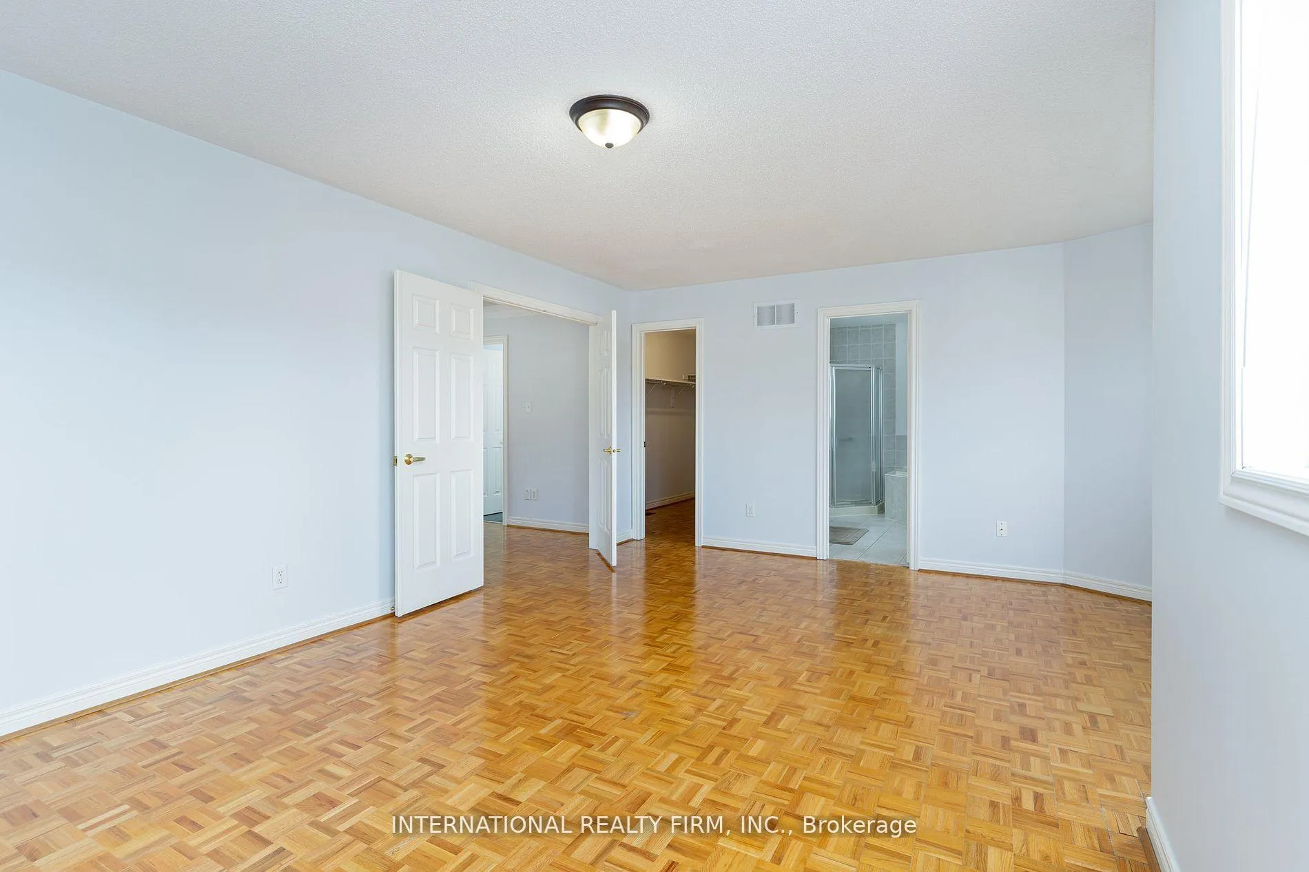 Photo 20 of 12 Giotto Crescent, Vaughan, Maple — HOMEH