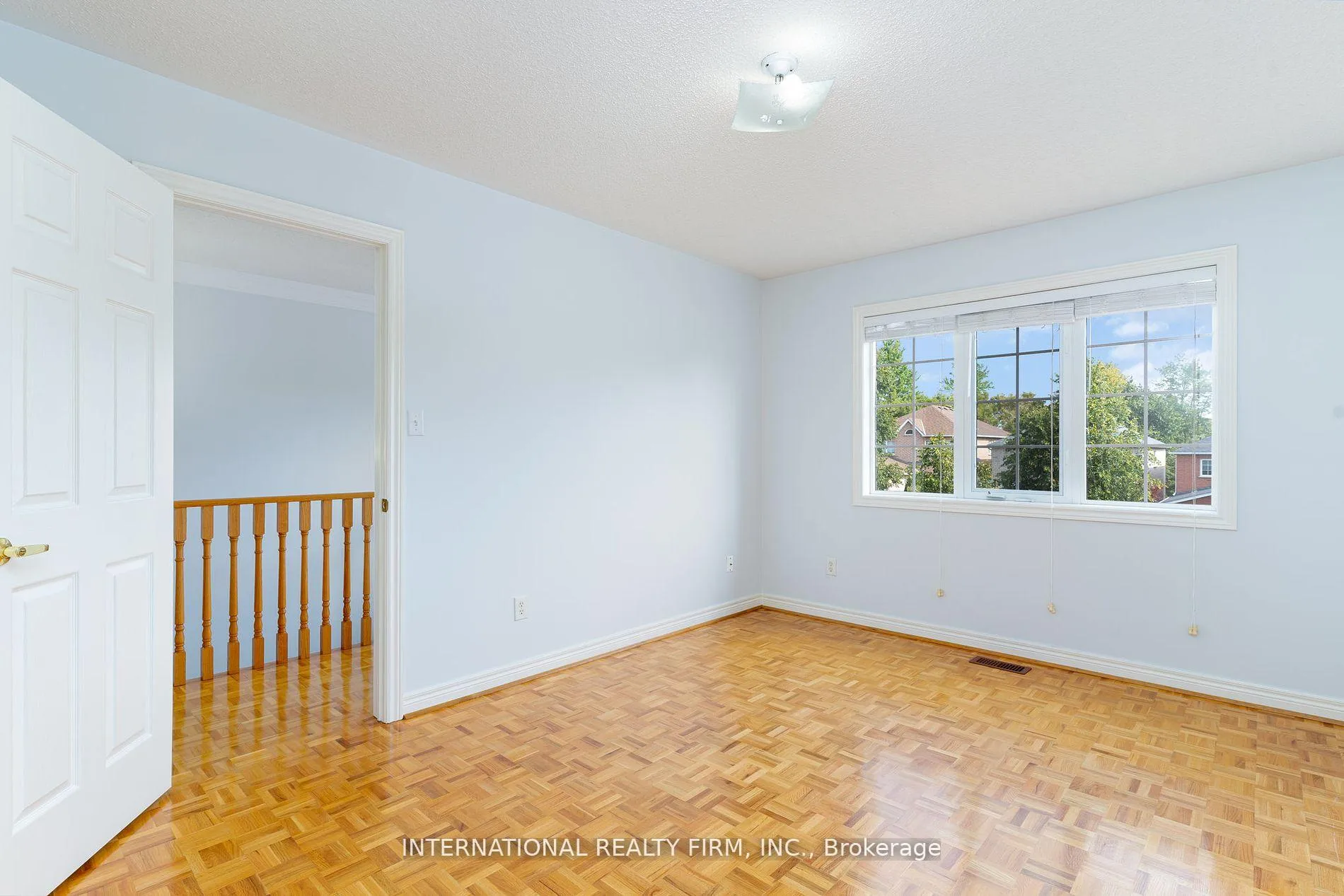 Photo 21 of 12 Giotto Crescent, Vaughan, Maple — HOMEH
