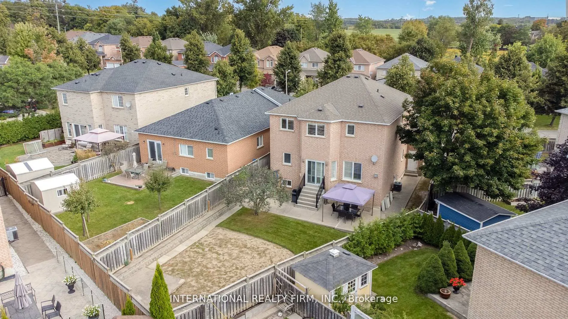 Photo 28 of 12 Giotto Crescent, Vaughan, Maple — HOMEH