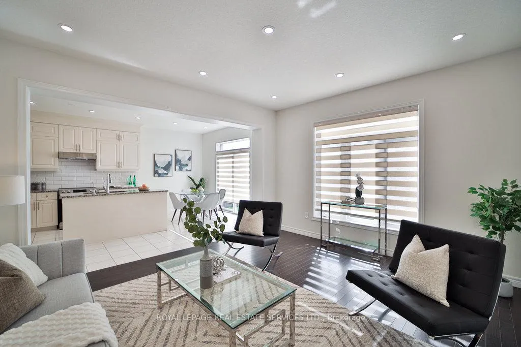 Photo 11 of 18 Valleybrook Drive, Kitchener, Grand River South — HOMEH