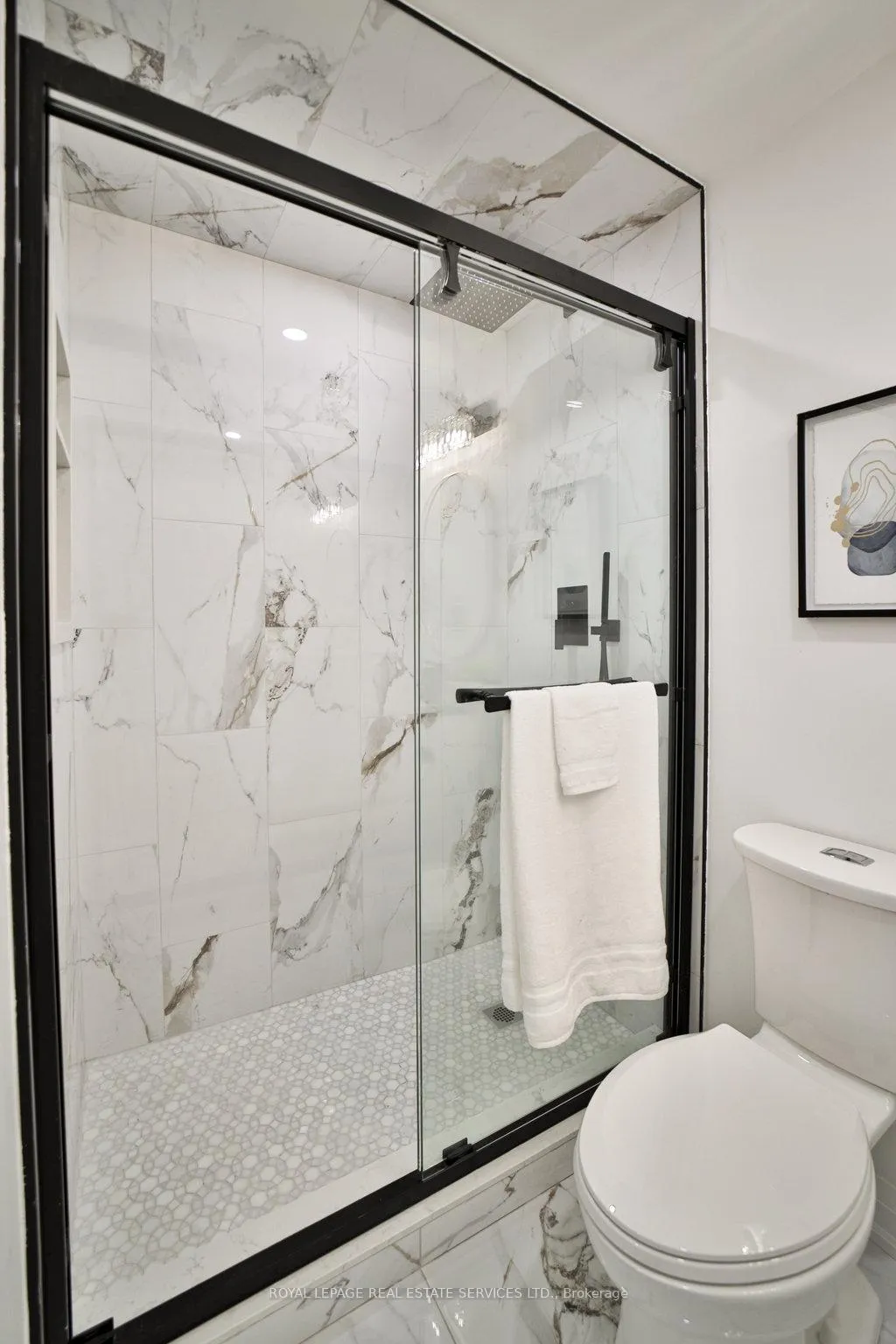 Photo 33 of 18 Valleybrook Drive, Kitchener, Grand River South — HOMEH