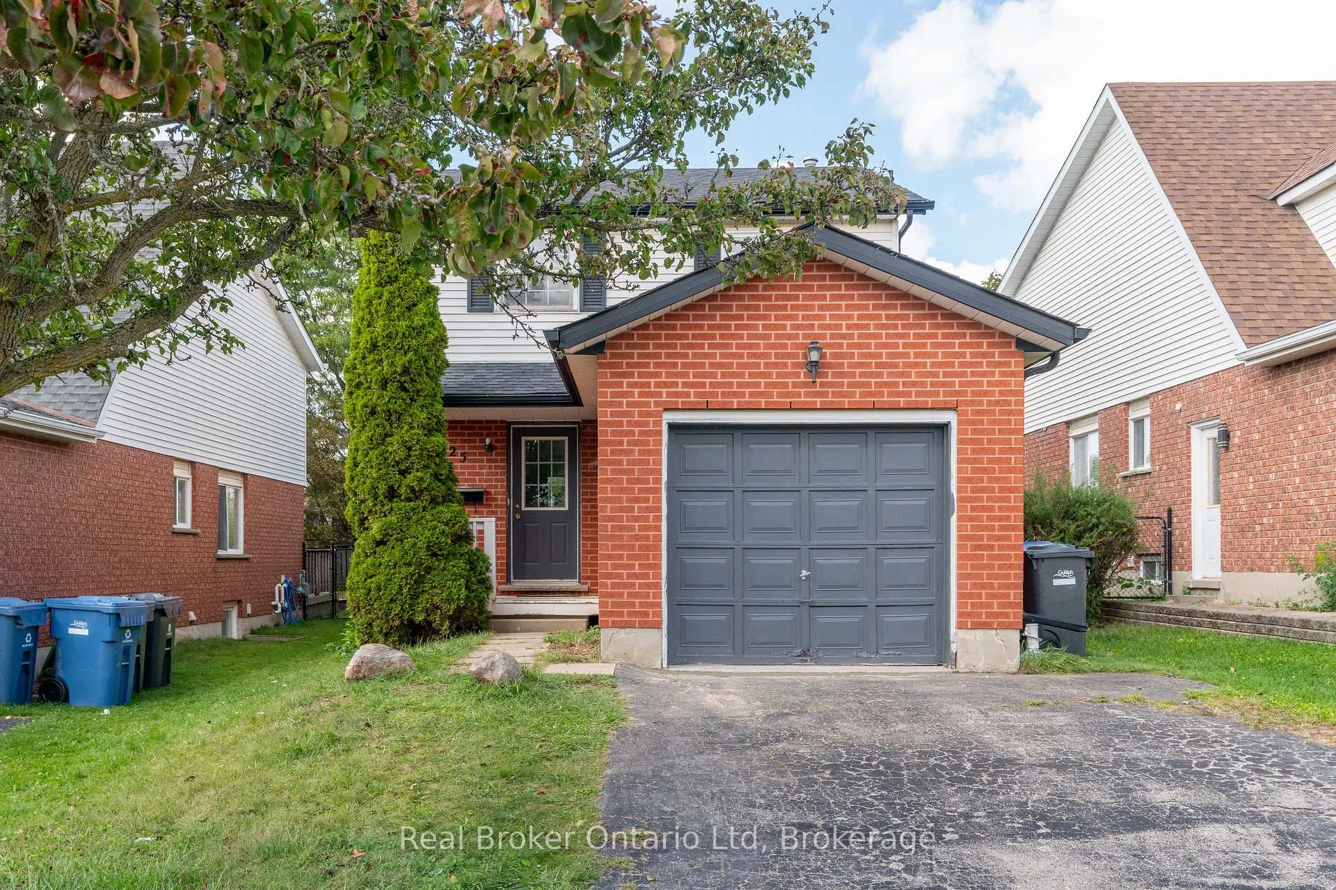 Front of 25 Sidney Crescent