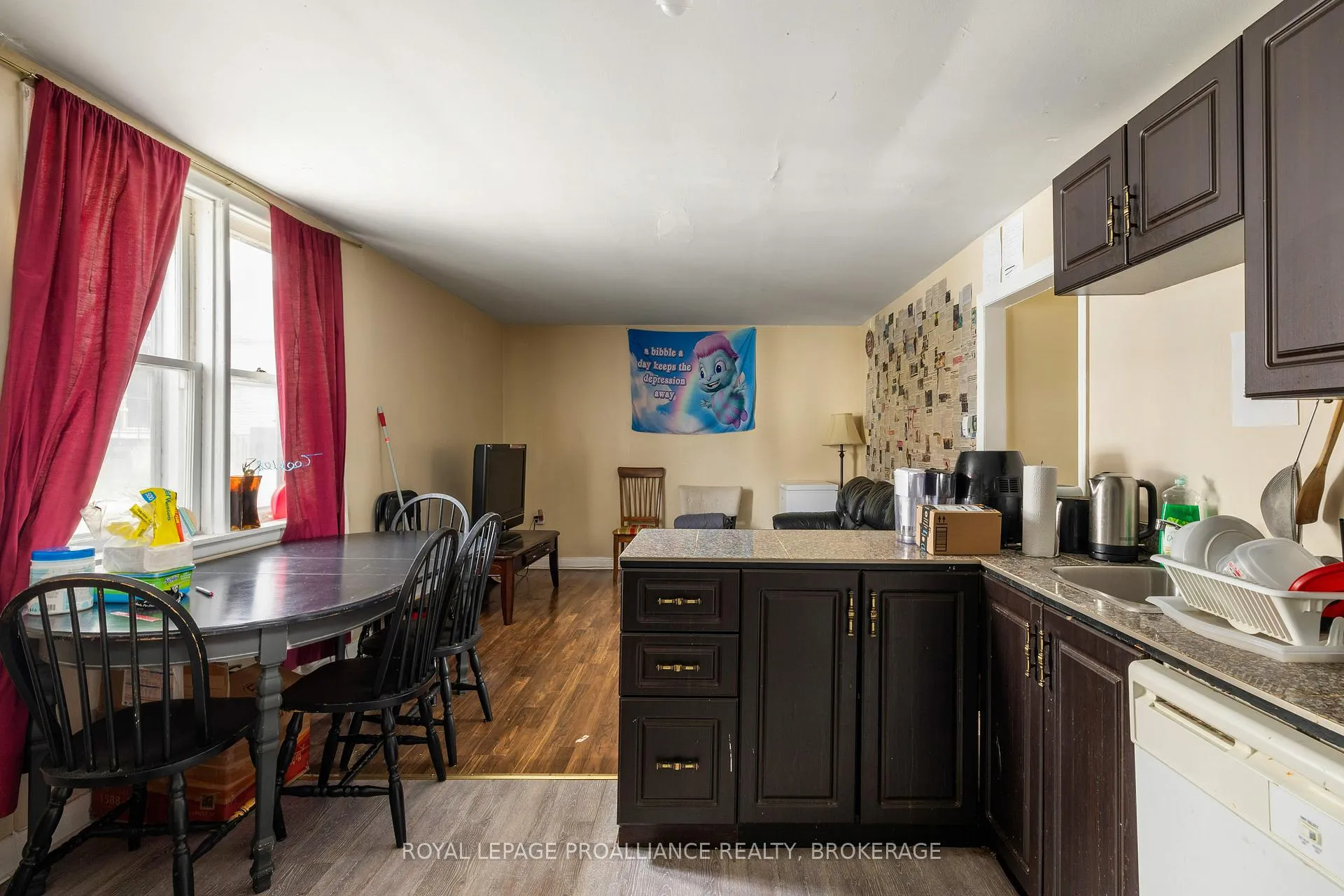 Photo 3 of 242 Colborne Street, Kingston, East of Sir John A. Blvd — HOMEH