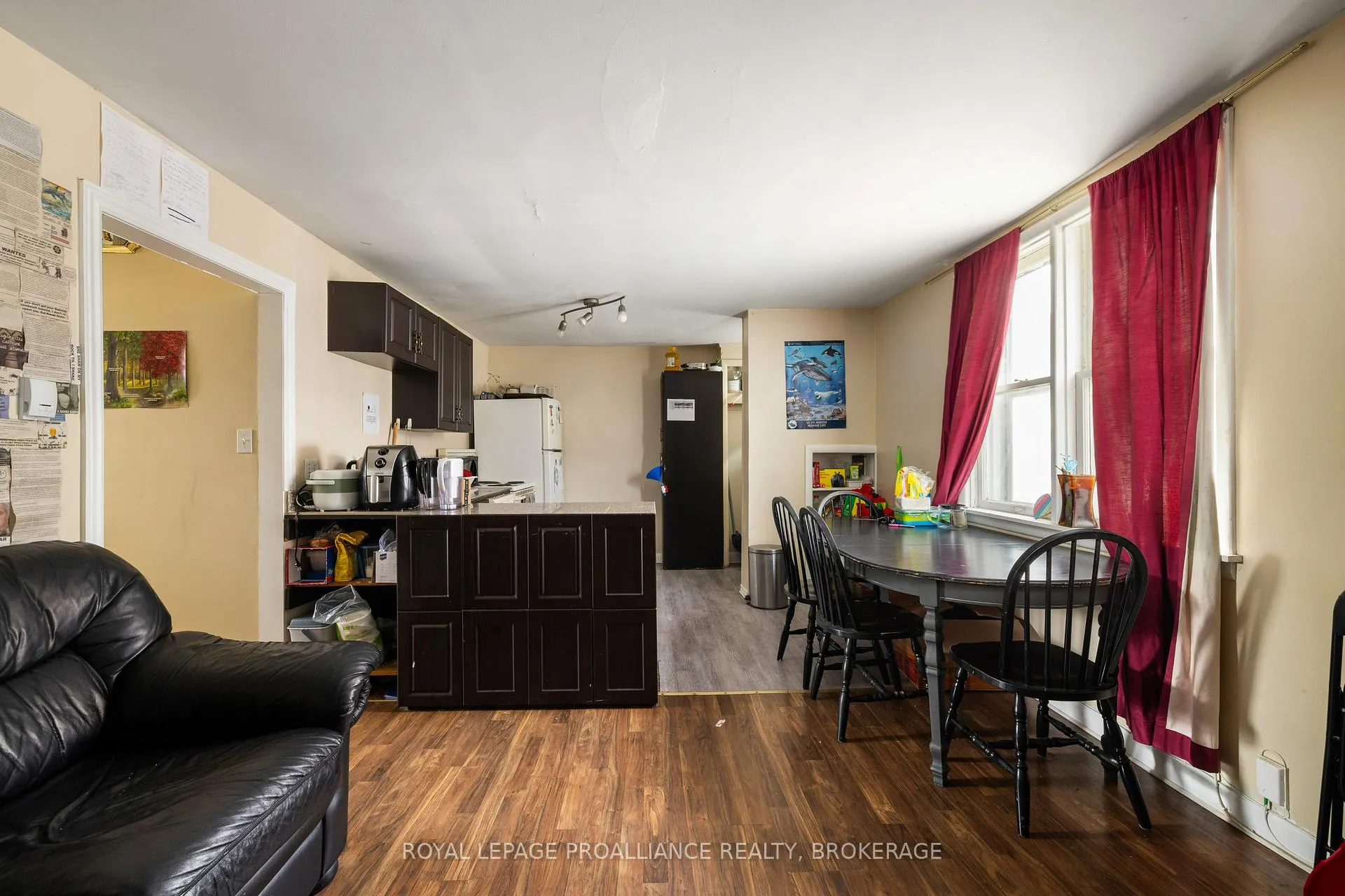 Photo 6 of 242 Colborne Street, Kingston, East of Sir John A. Blvd — HOMEH