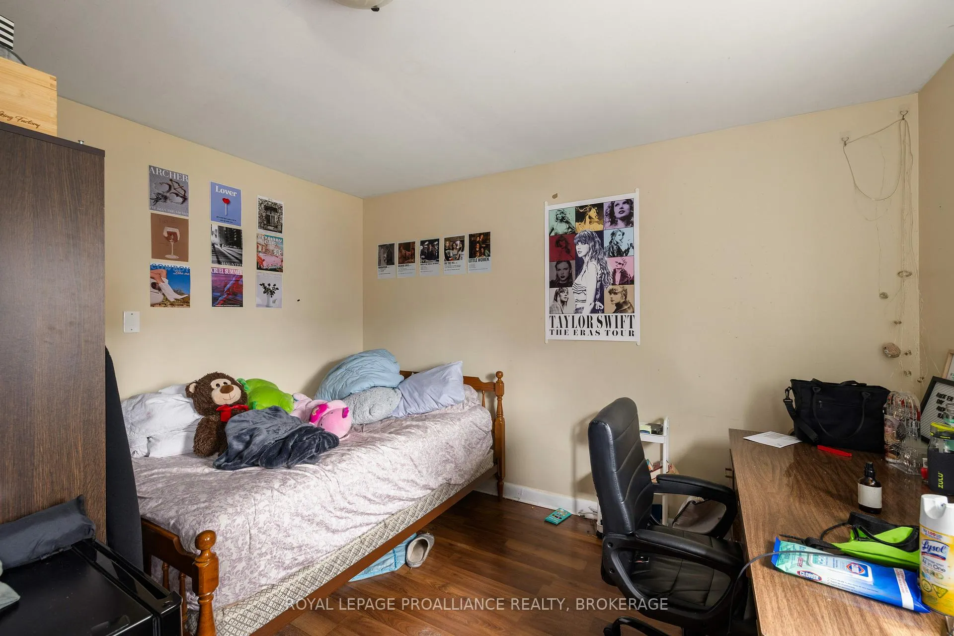 Photo 9 of 242 Colborne Street, Kingston, East of Sir John A. Blvd — HOMEH
