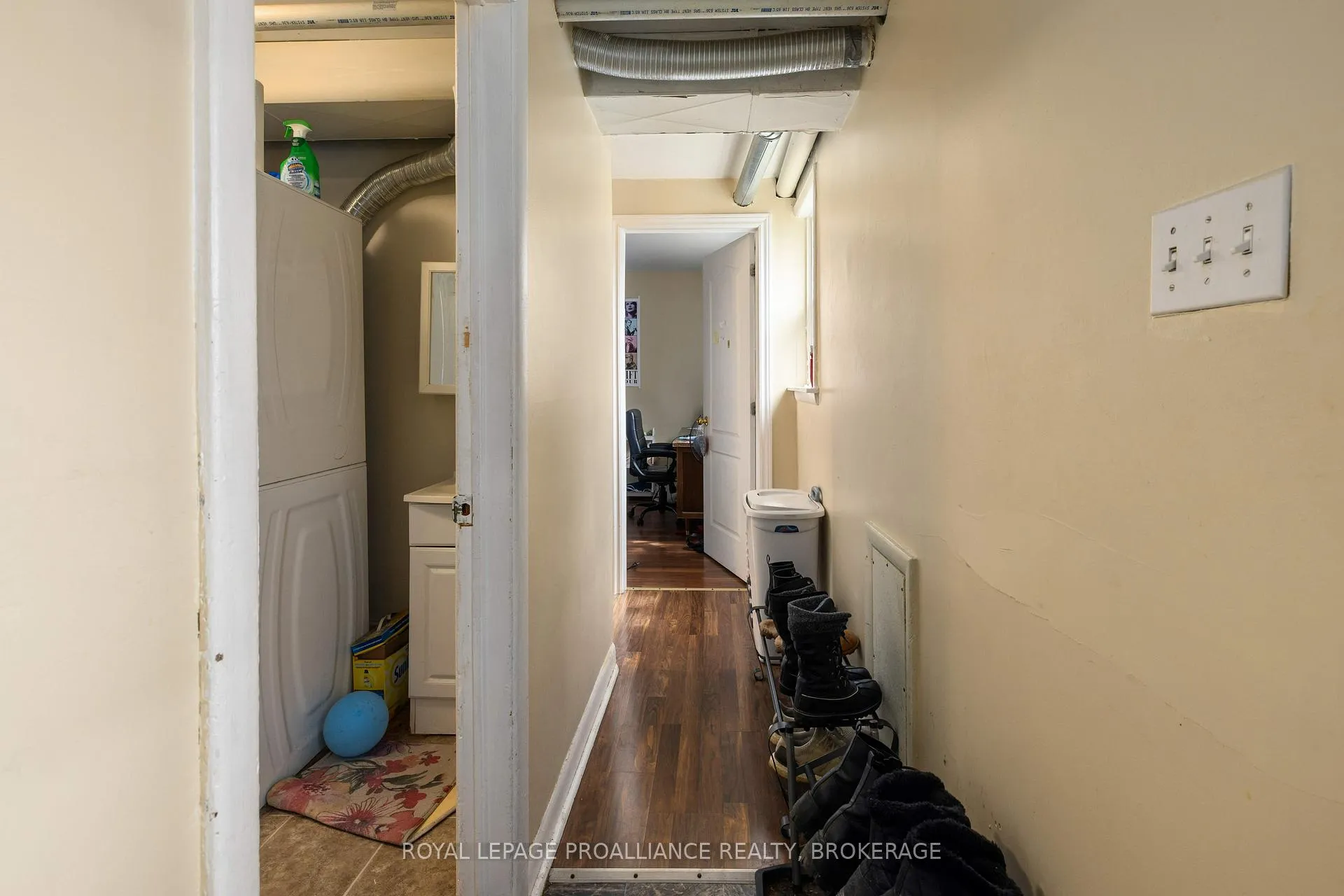 Photo 11 of 242 Colborne Street, Kingston, East of Sir John A. Blvd — HOMEH