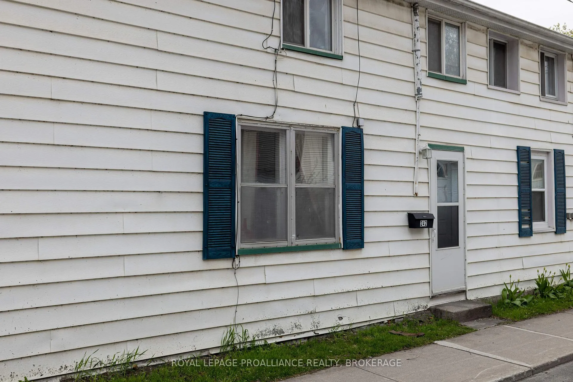 Photo 21 of 242 Colborne Street, Kingston, East of Sir John A. Blvd — HOMEH