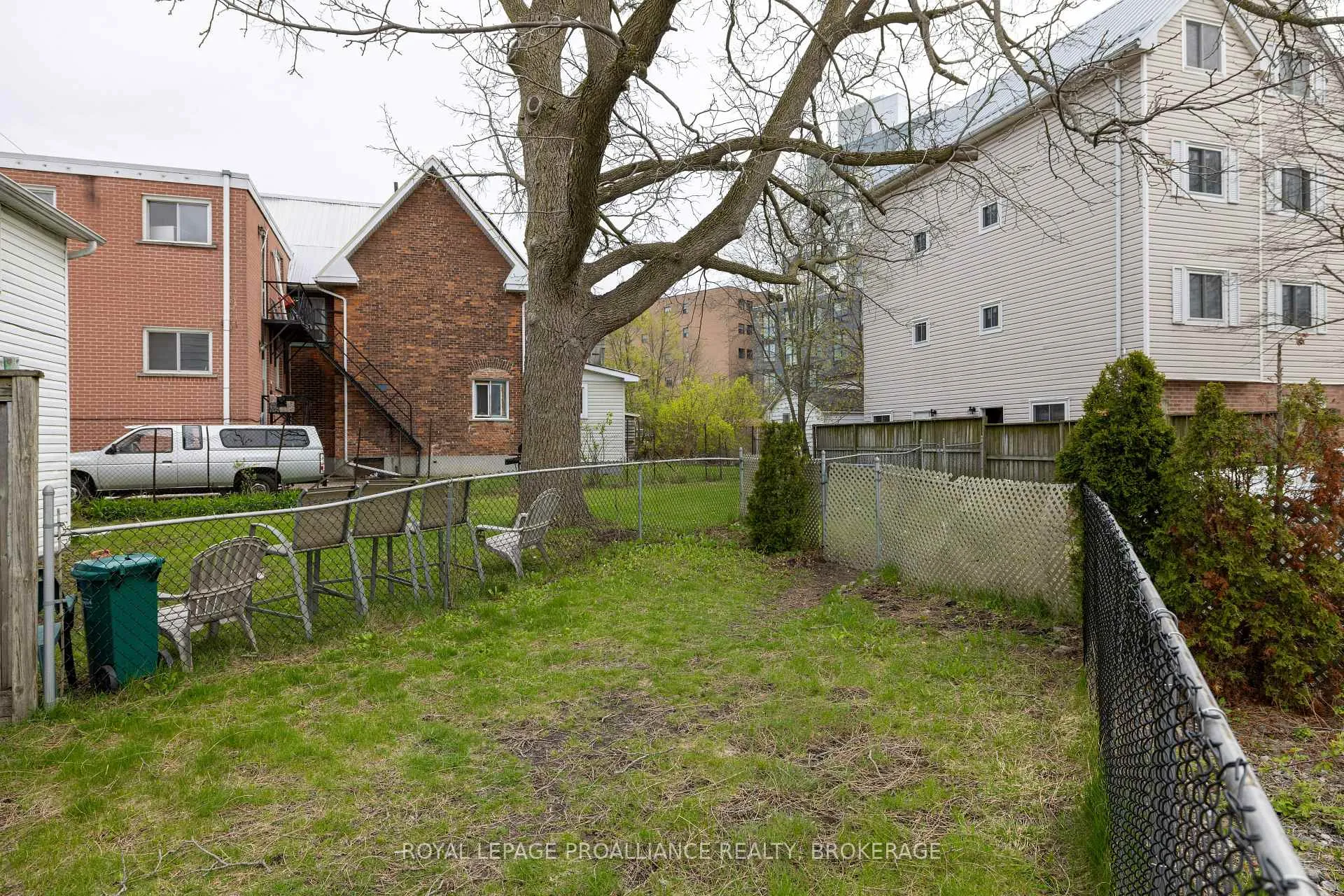 Photo 22 of 242 Colborne Street, Kingston, East of Sir John A. Blvd — HOMEH