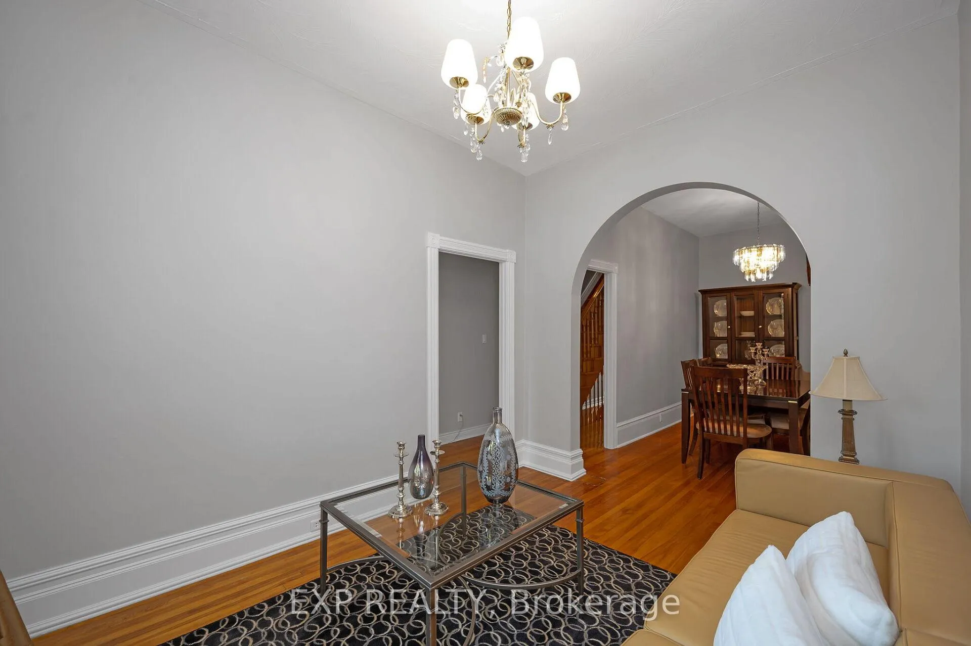 Photo 9 of 102 Manning Avenue, Toronto, Trinity-Bellwoods — HOMEH