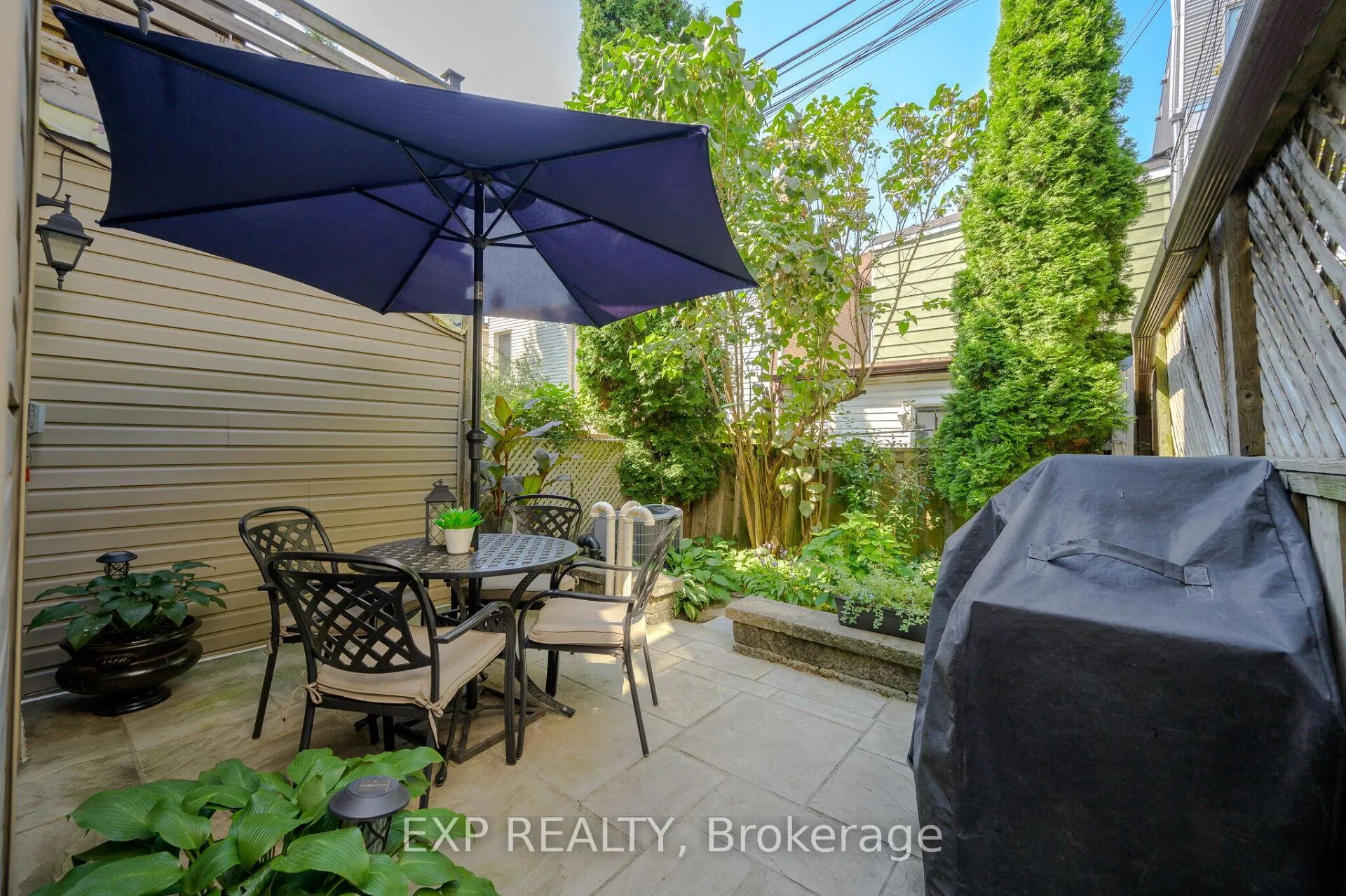 Photo 35 of 102 Manning Avenue, Toronto, Trinity-Bellwoods — HOMEH