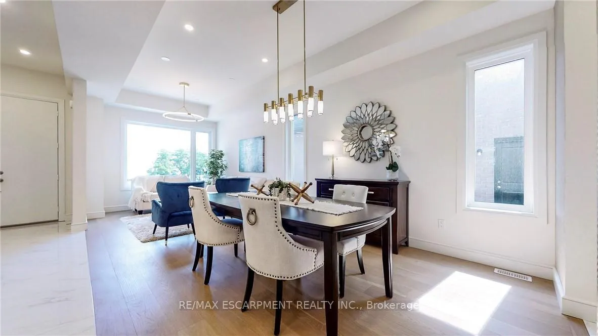 Photo 9 of 382A Southcote Road, Hamilton, Ancaster — HOMEH