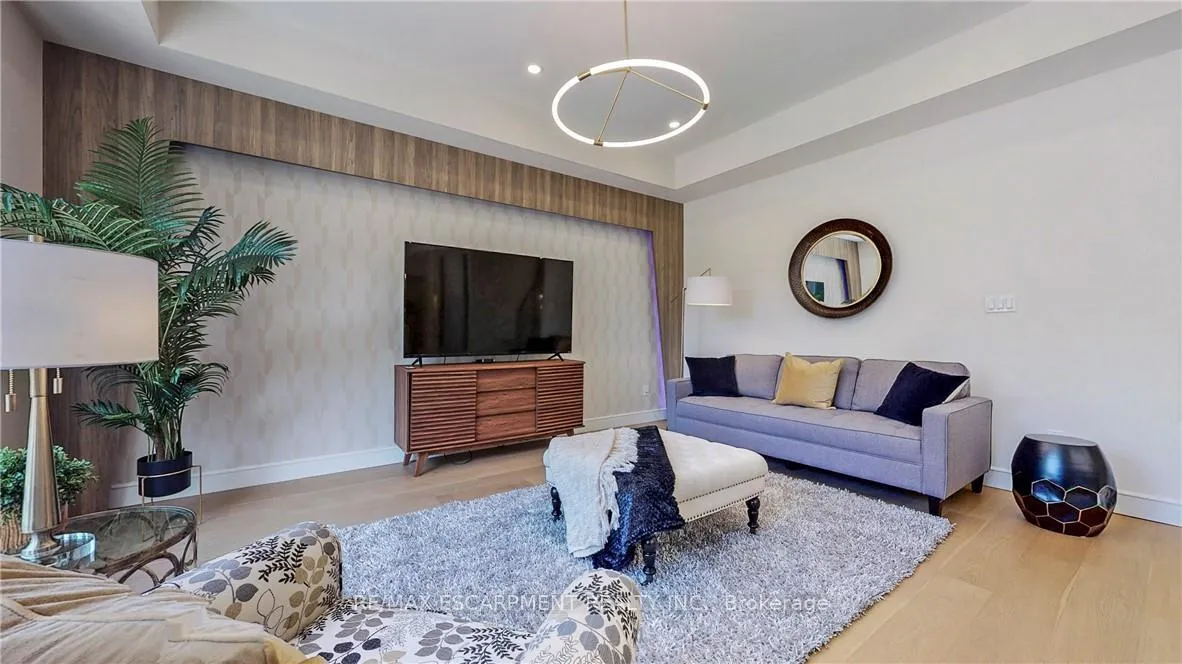 Photo 13 of 382A Southcote Road, Hamilton, Ancaster — HOMEH
