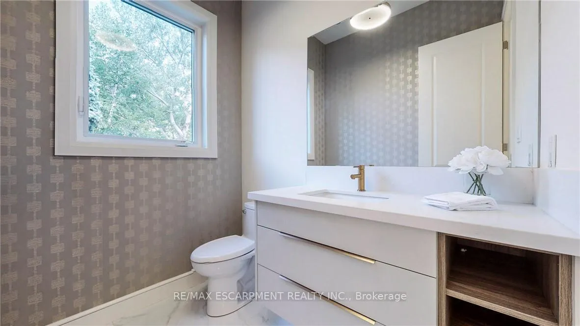 Photo 29 of 382A Southcote Road, Hamilton, Ancaster — HOMEH