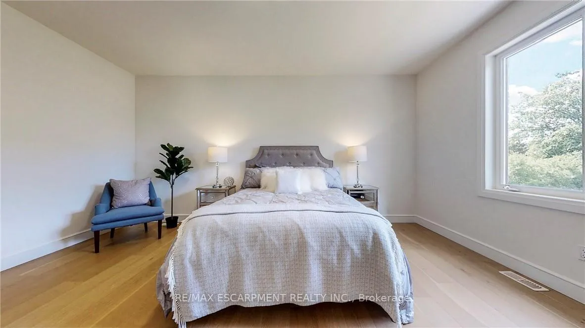 Photo 48 of 382A Southcote Road, Hamilton, Ancaster — HOMEH
