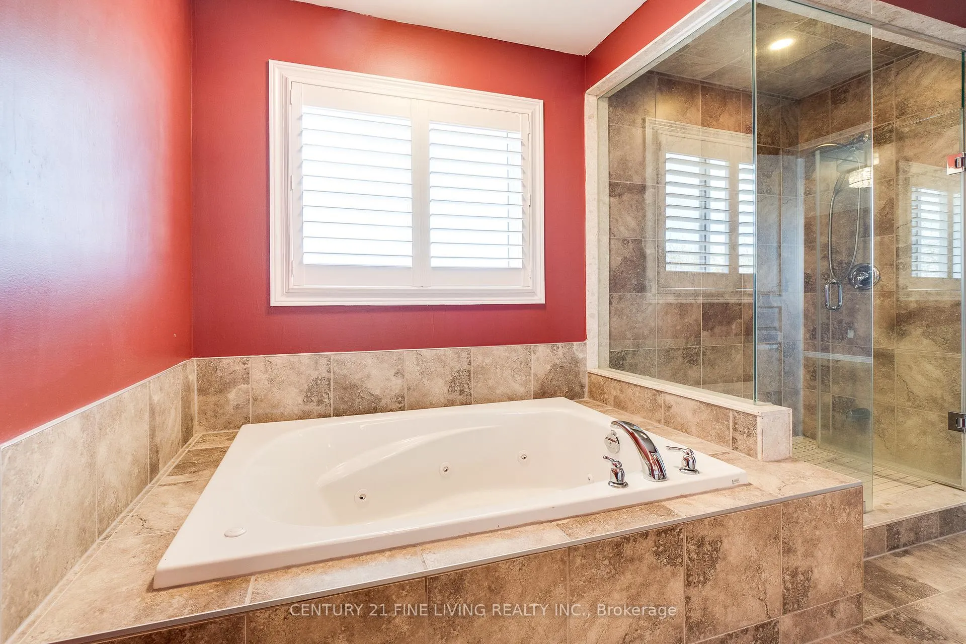 Photo 25 of 31 Weaver Drive, Hamilton, Ancaster — HOMEH