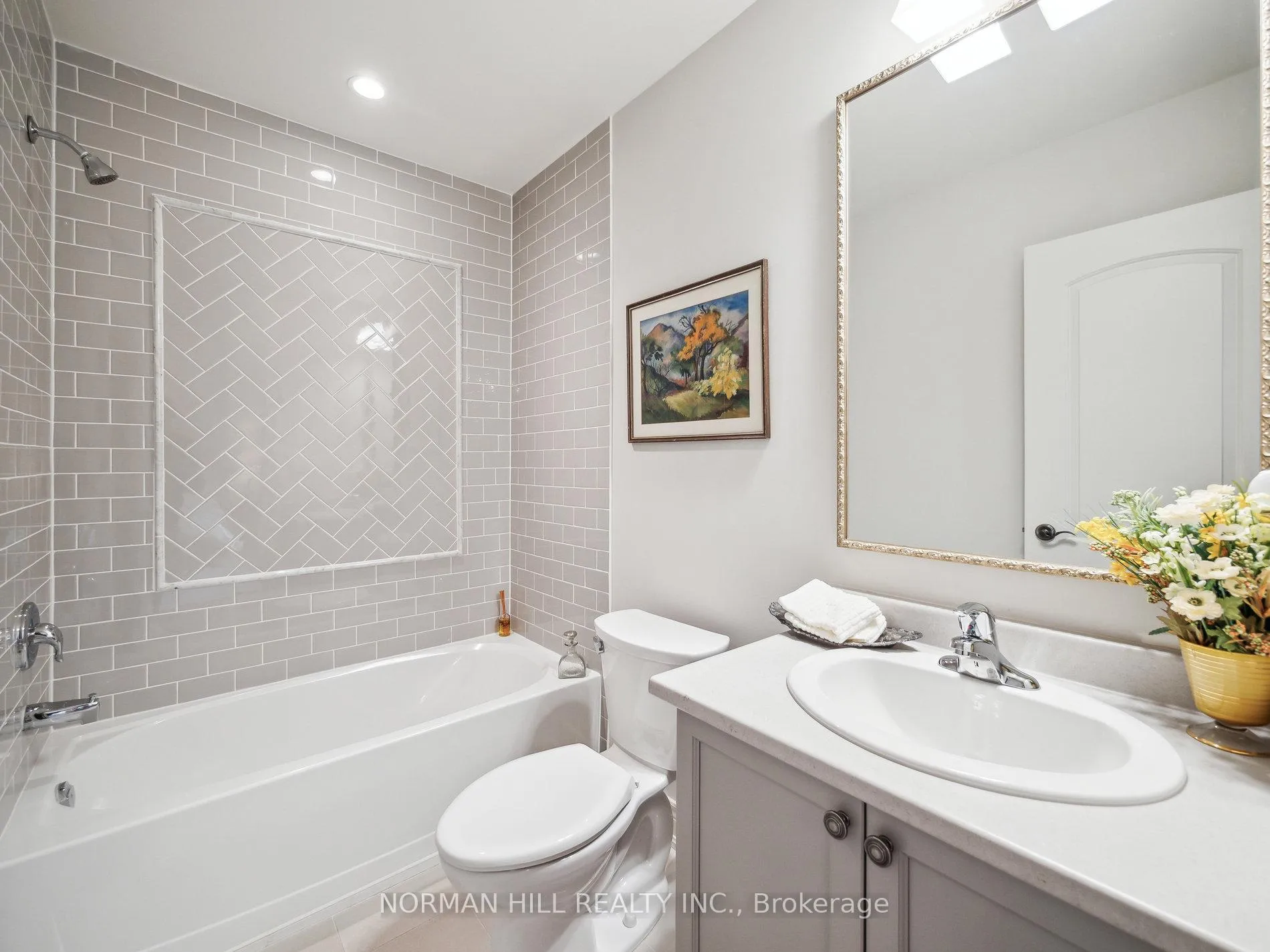 Photo 40 of 61 Keatley Drive, Vaughan, Patterson — HOMEH