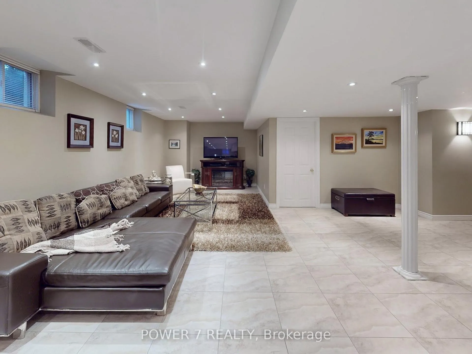 Photo 39 of 32 Goldring Crescent, Markham, Cachet — HOMEH