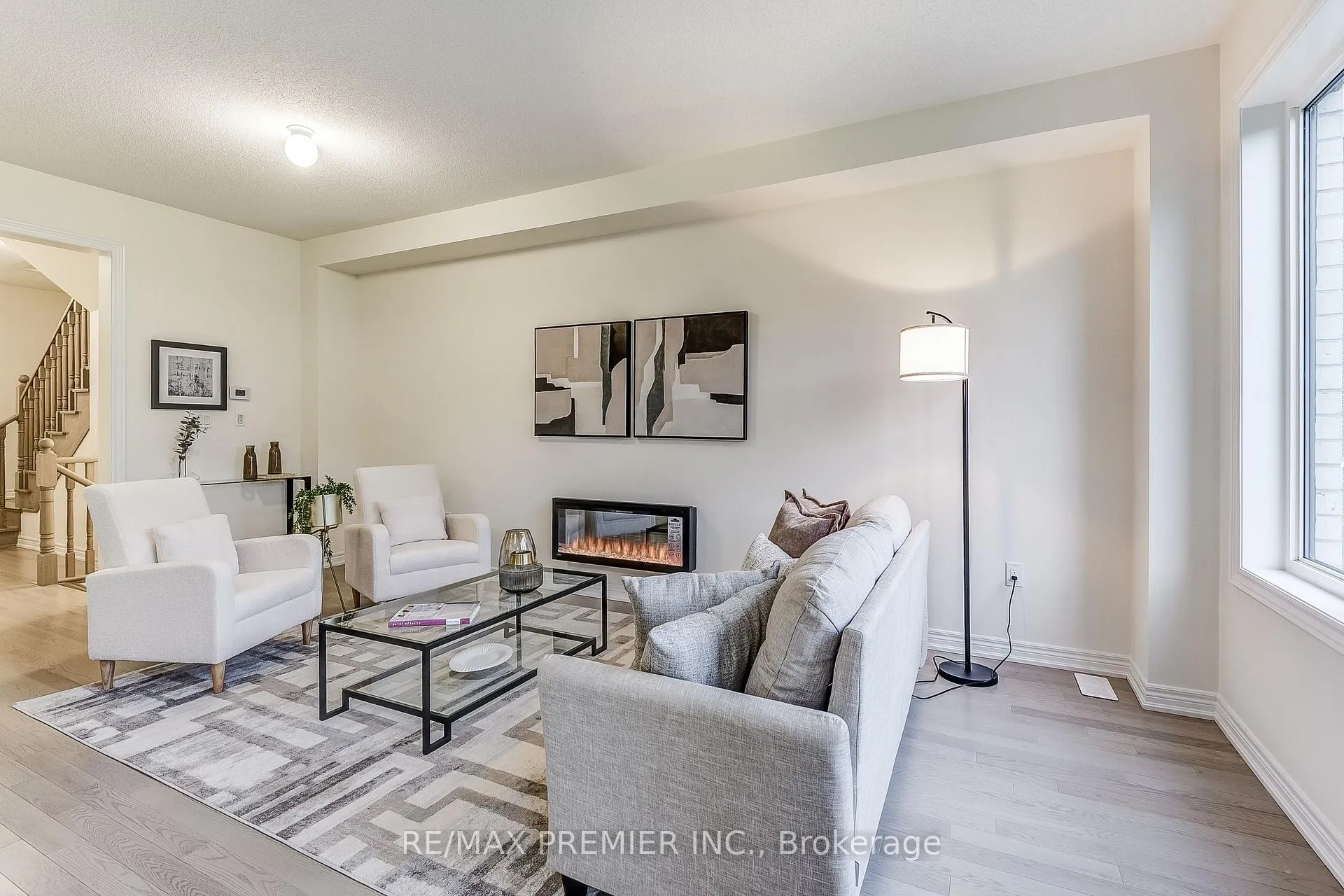 Photo 11 of 115 Armilia Place, Whitby, Rural Whitby — HOMEH