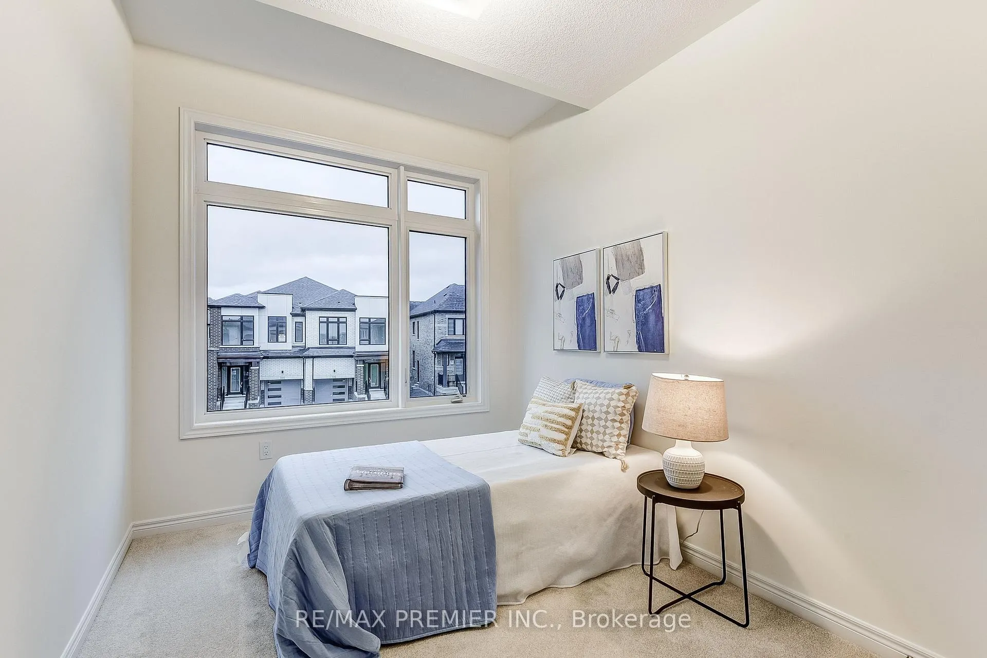 Photo 20 of 115 Armilia Place, Whitby, Rural Whitby — HOMEH