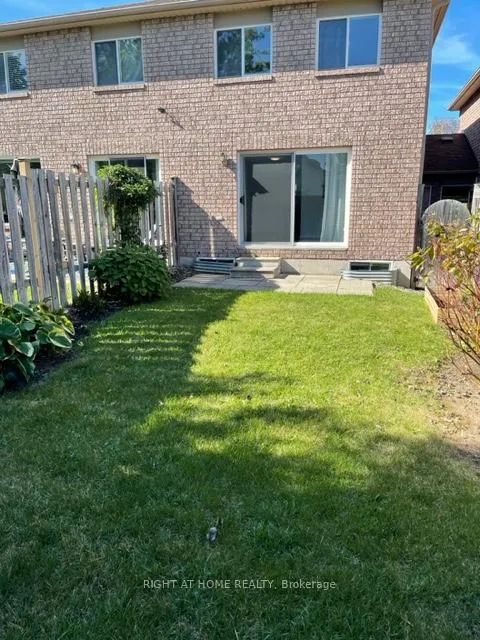 Photo 33 of 59 Lions Gate Boulevard, Barrie, Little Lake — HOMEH