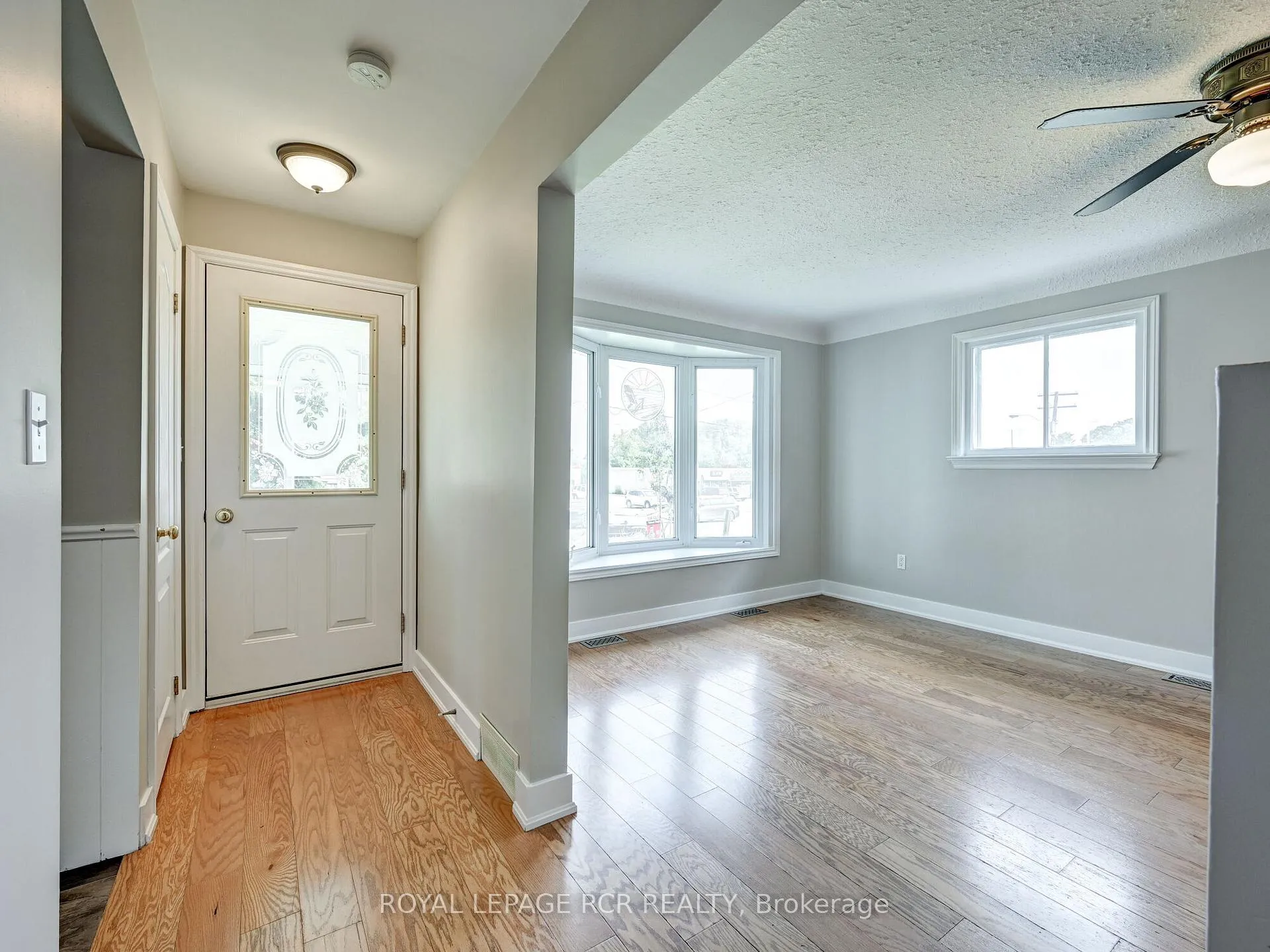 Photo 10 of 511 Main Street E, Shelburne — HOMEH