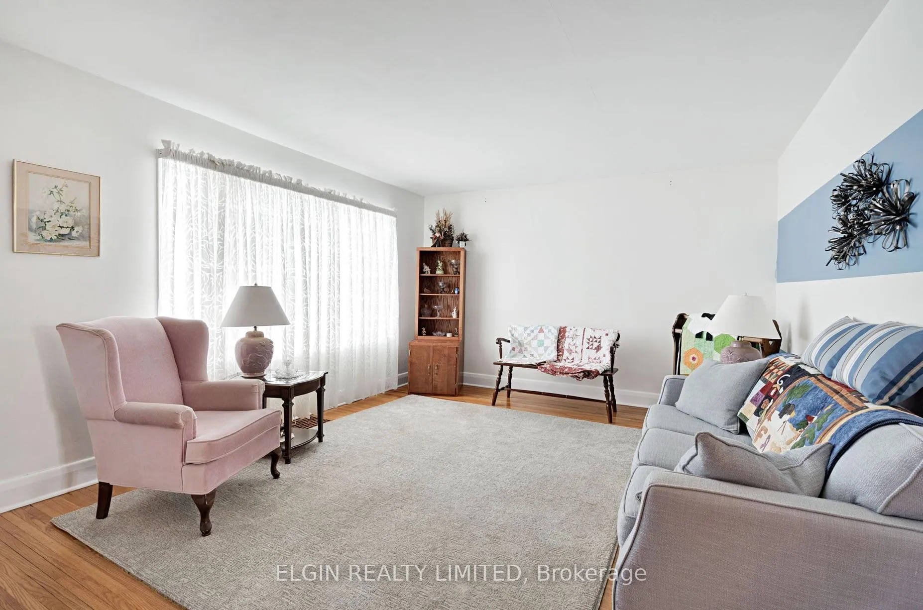 Photo 4 of 161 Chestnut Street, St. Thomas — HOMEH