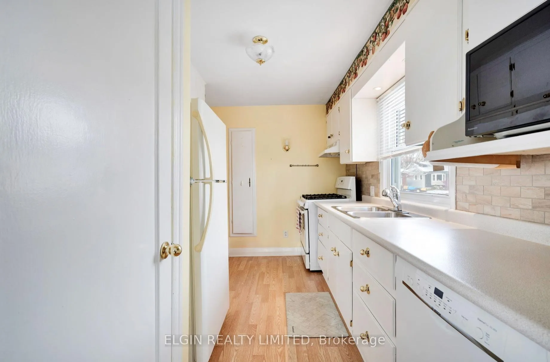 Photo 15 of 161 Chestnut Street, St. Thomas — HOMEH