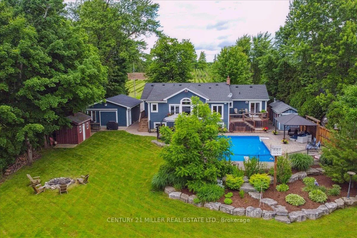 Photo 1 of 556 Parkside Drive E, Hamilton, Waterdown — HOMEH