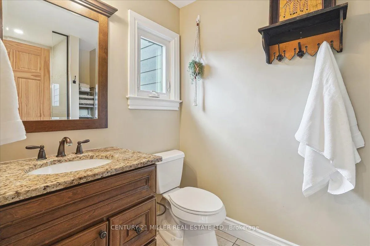 Photo 26 of 556 Parkside Drive E, Hamilton, Waterdown — HOMEH