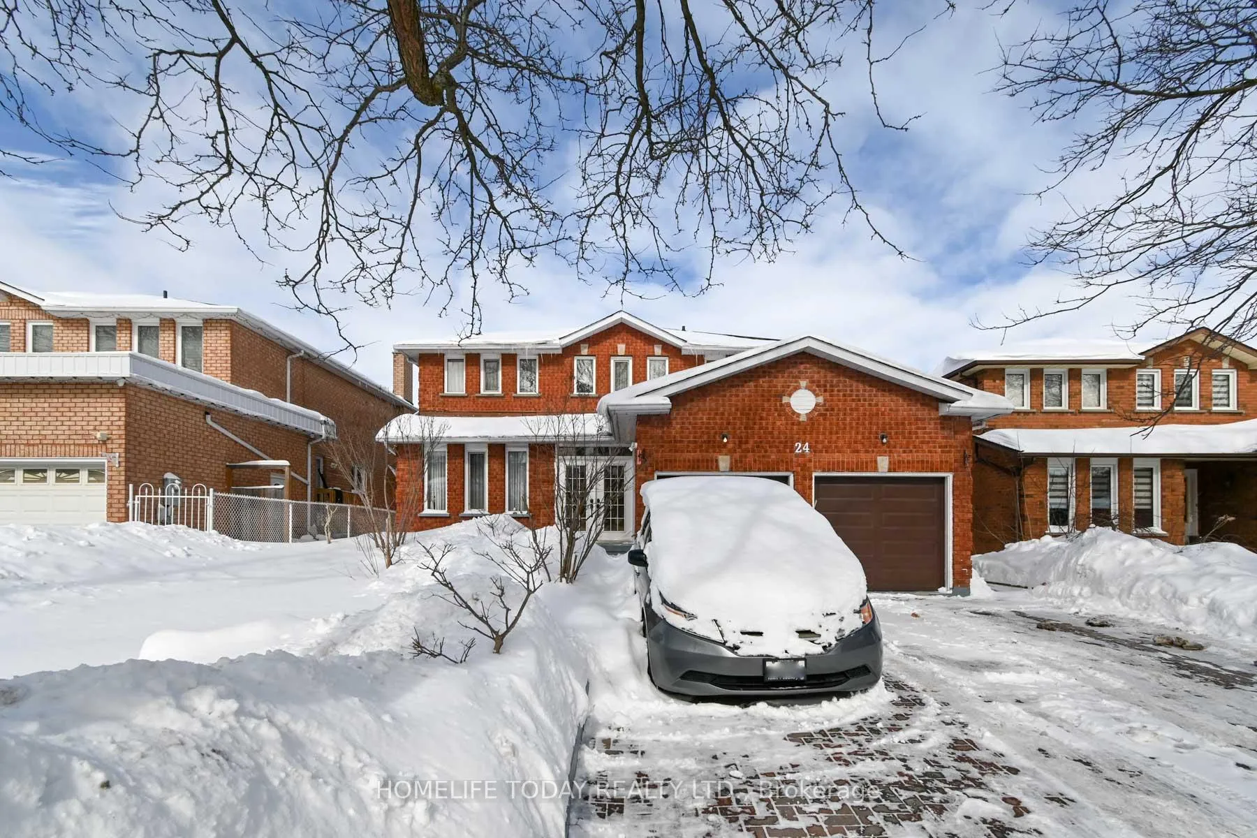 Photo 3 of 24 Eton Street, Markham, Village Green-South Unionville — HOMEH