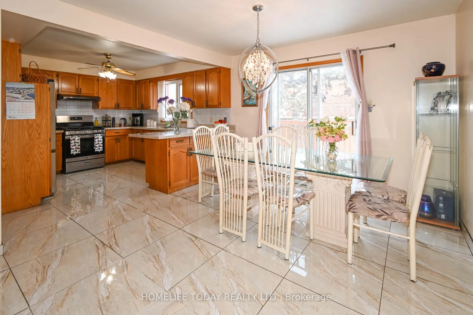 Photo 11 of 24 Eton Street, Markham, Village Green-South Unionville — HOMEH