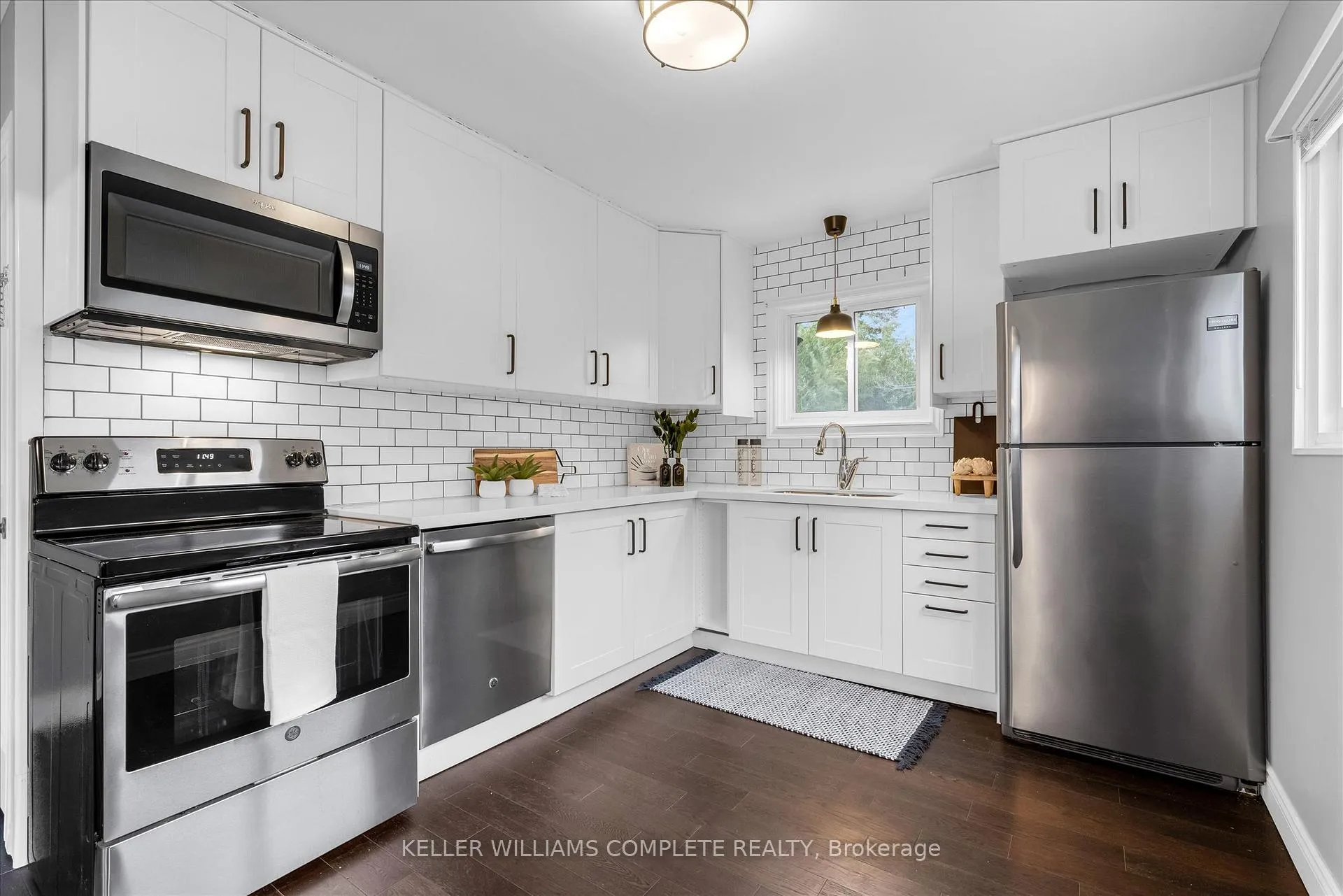 Photo 1 of 47 Battlefield Drive, Hamilton, Stoney Creek — HOMEH