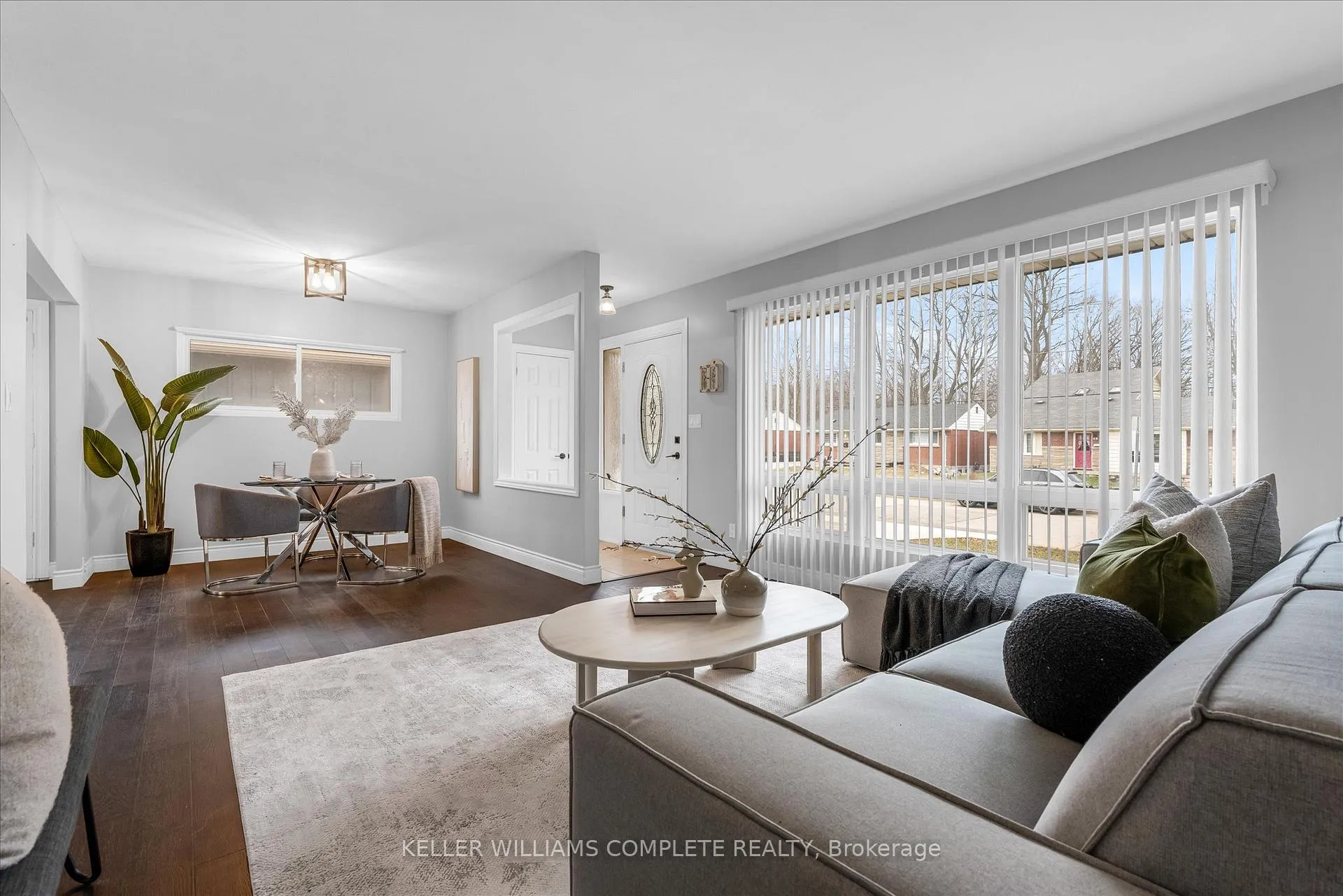 Photo 8 of 47 Battlefield Drive, Hamilton, Stoney Creek — HOMEH