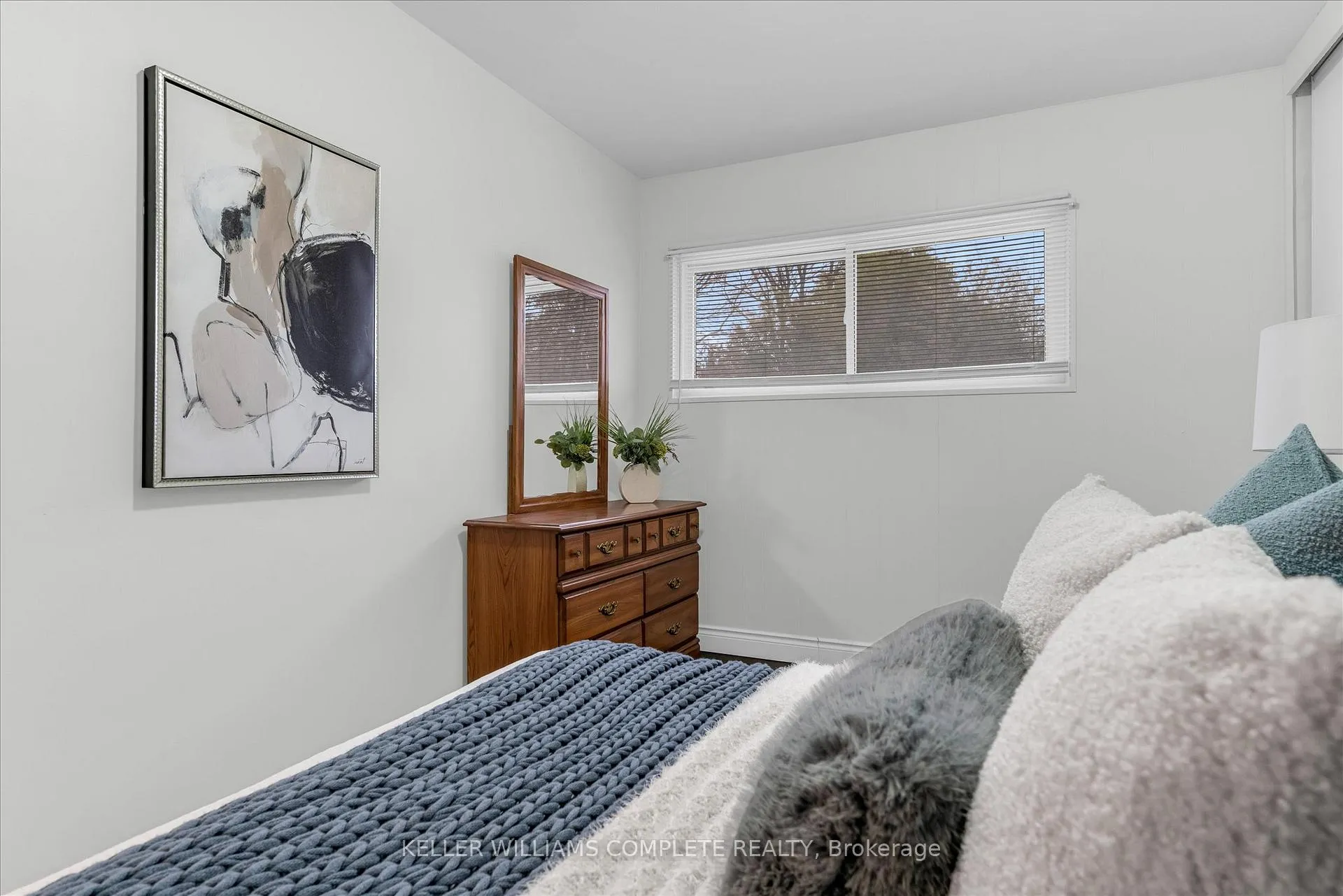 Photo 14 of 47 Battlefield Drive, Hamilton, Stoney Creek — HOMEH