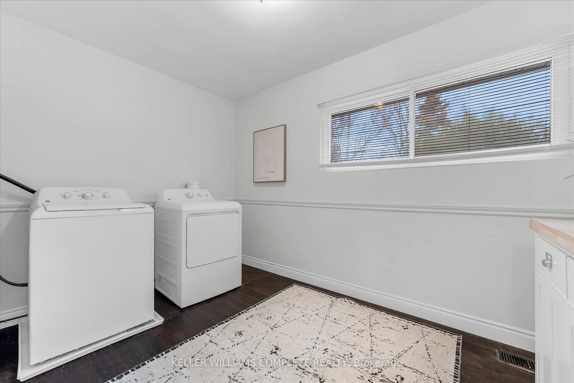 Photo 19 of 47 Battlefield Drive, Hamilton, Stoney Creek — HOMEH
