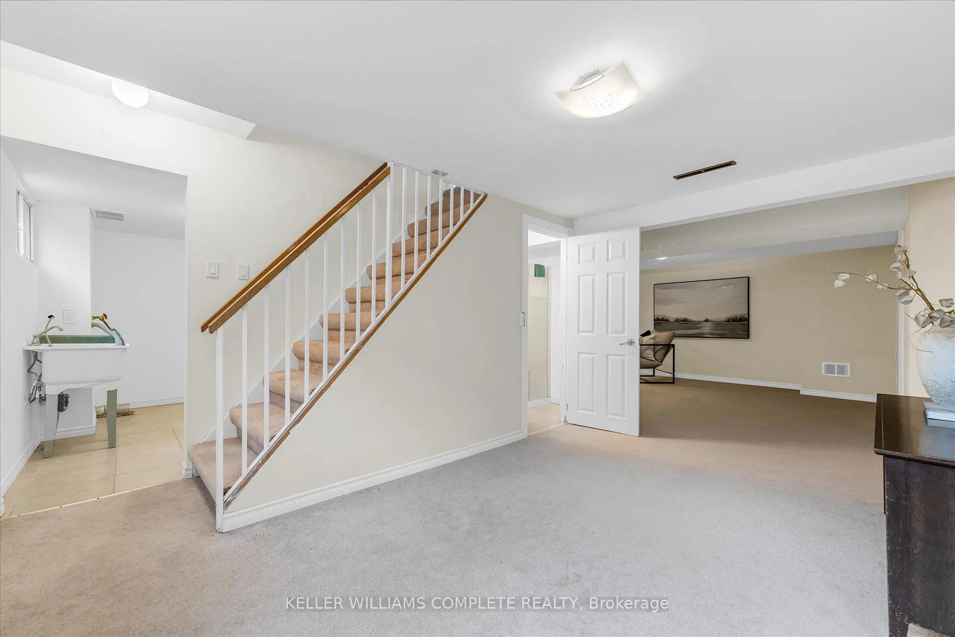 Photo 22 of 47 Battlefield Drive, Hamilton, Stoney Creek — HOMEH